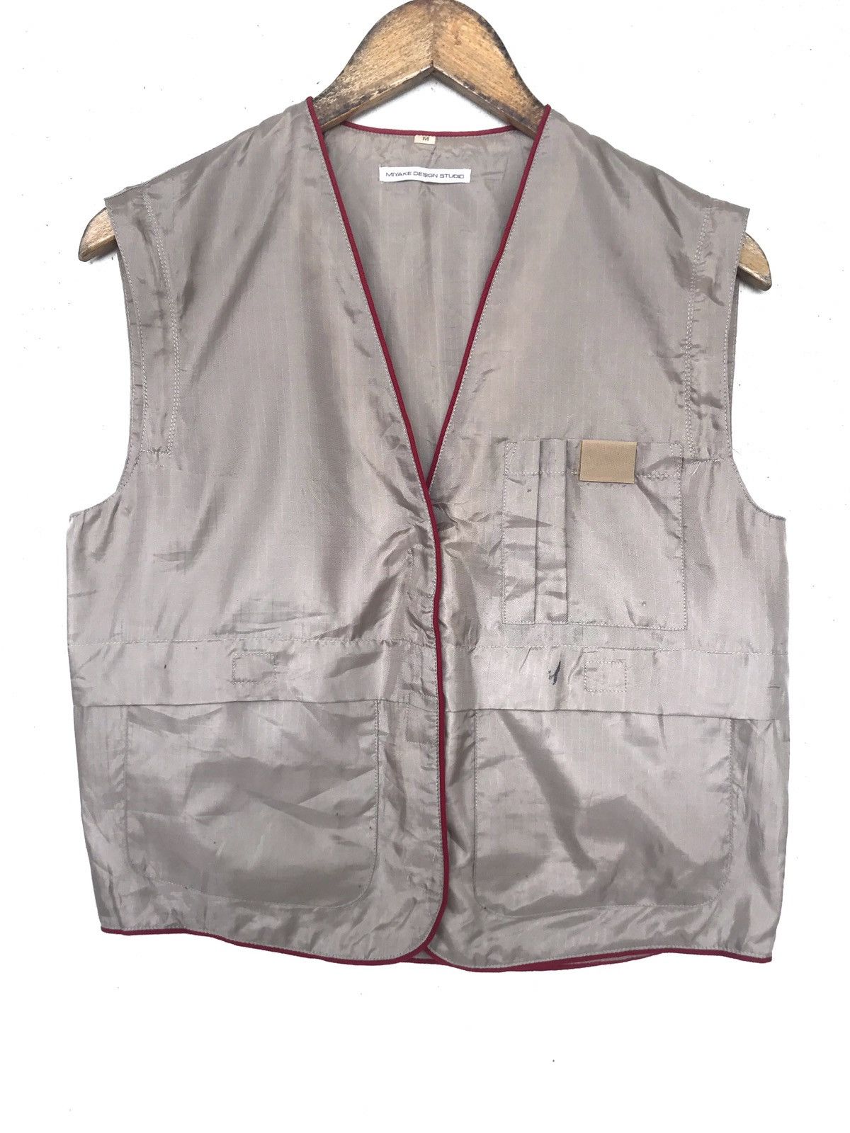 Issey Miyake Vintage Runaway Sleevless Velcro Detachable! Size US M / EU 48-50 / 2 - 2 Thumbnail