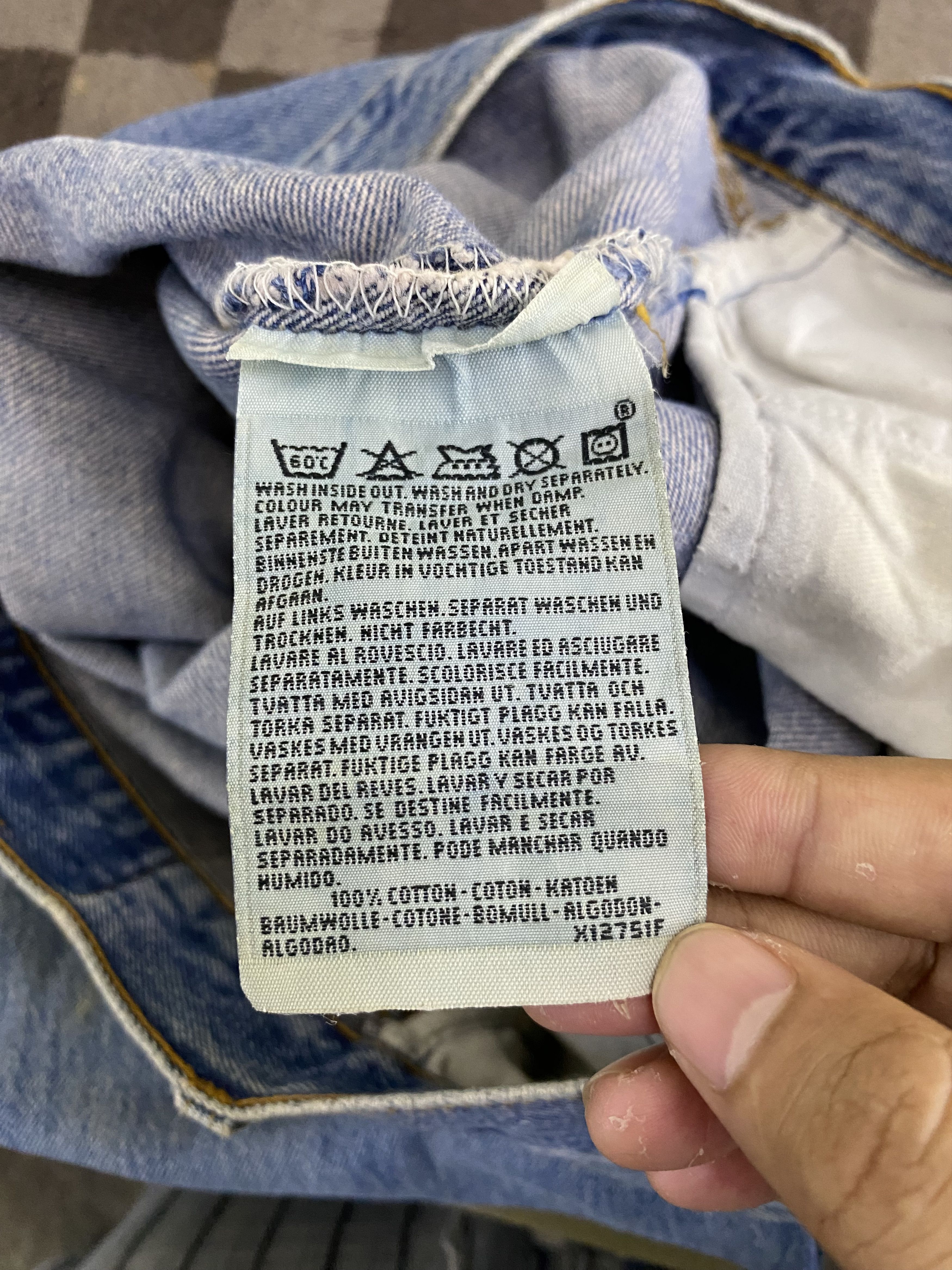 Levi's Vintage Levi's 501 Distress Dirty Faded Blue Denim Jean Size US 33 - 21 Thumbnail