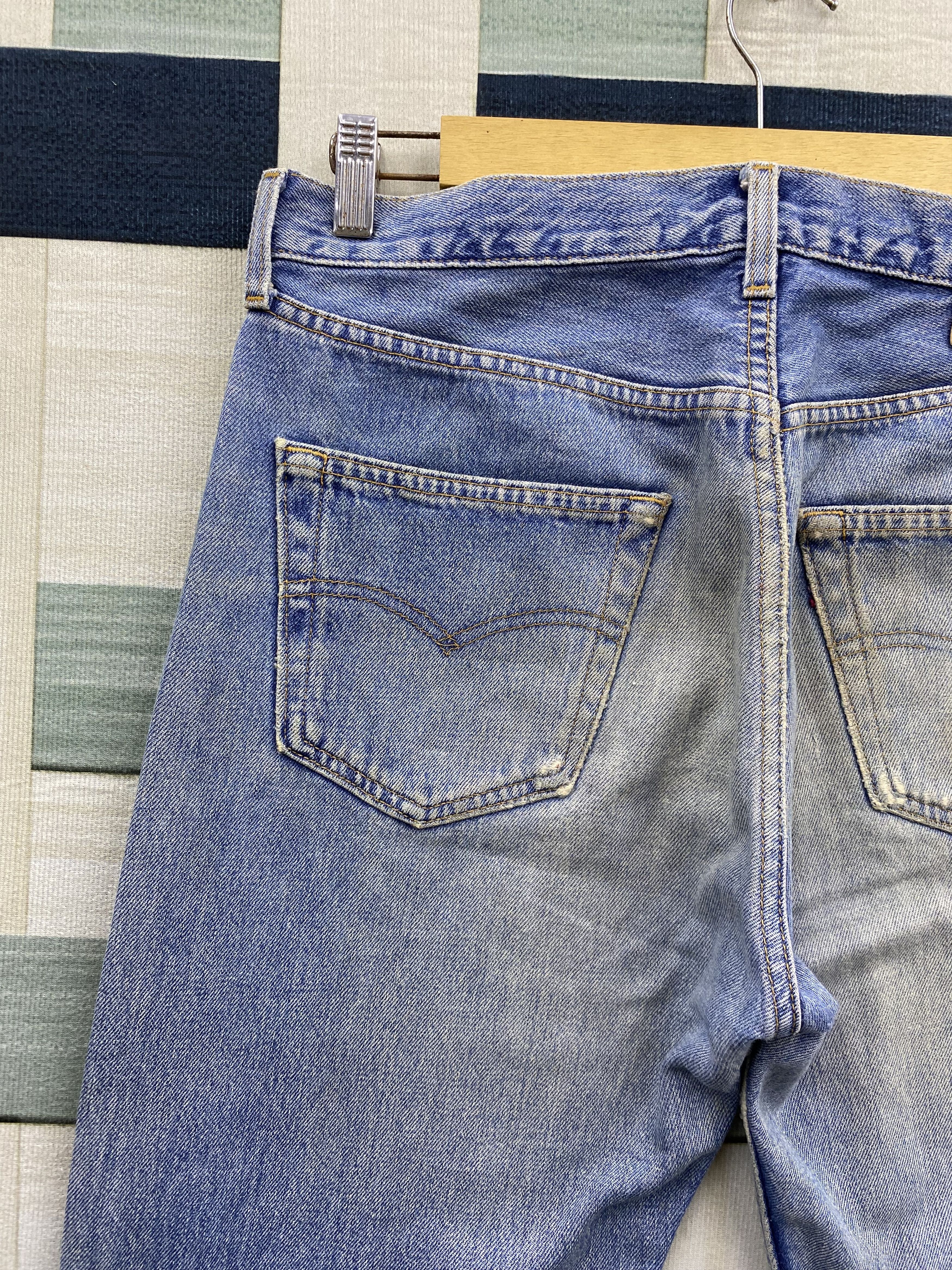 Levi's Vintage Levi's 501 Distress Dirty Faded Blue Denim Jean Size US 33 - 8 Thumbnail