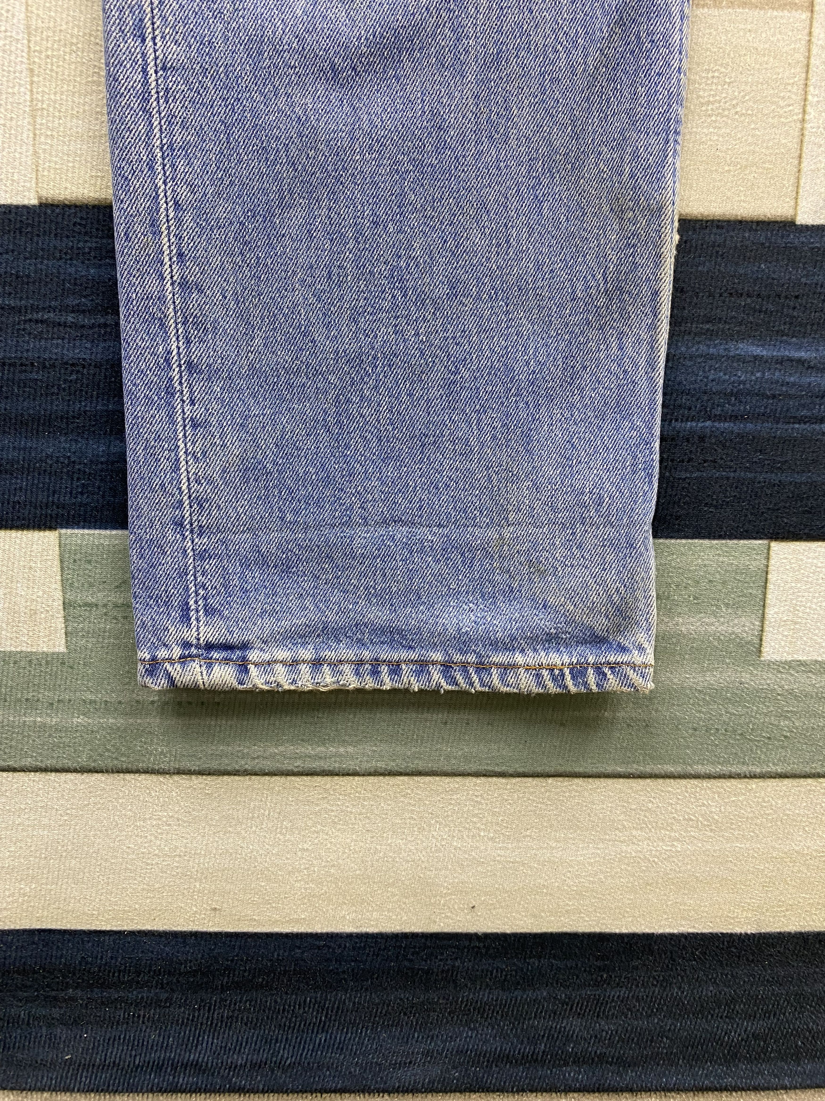 Levi's Vintage Levi's 501 Distress Dirty Faded Blue Denim Jean Size US 33 - 12 Thumbnail