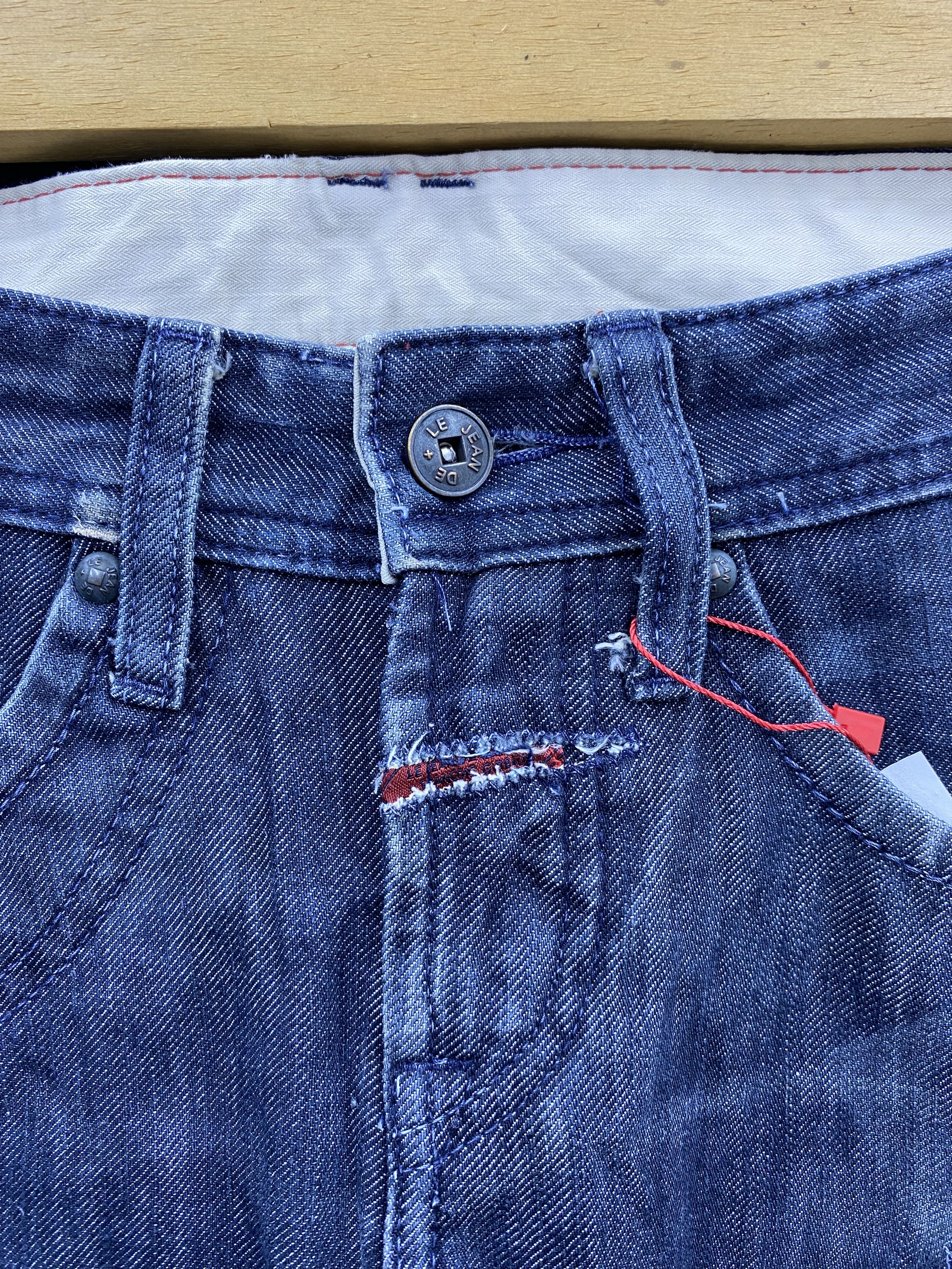 Marithe + Francois Girbaud Marithe Francois Girbaud Distress Star Design Denim Jean Size US 30 / EU 46 - 16 Thumbnail