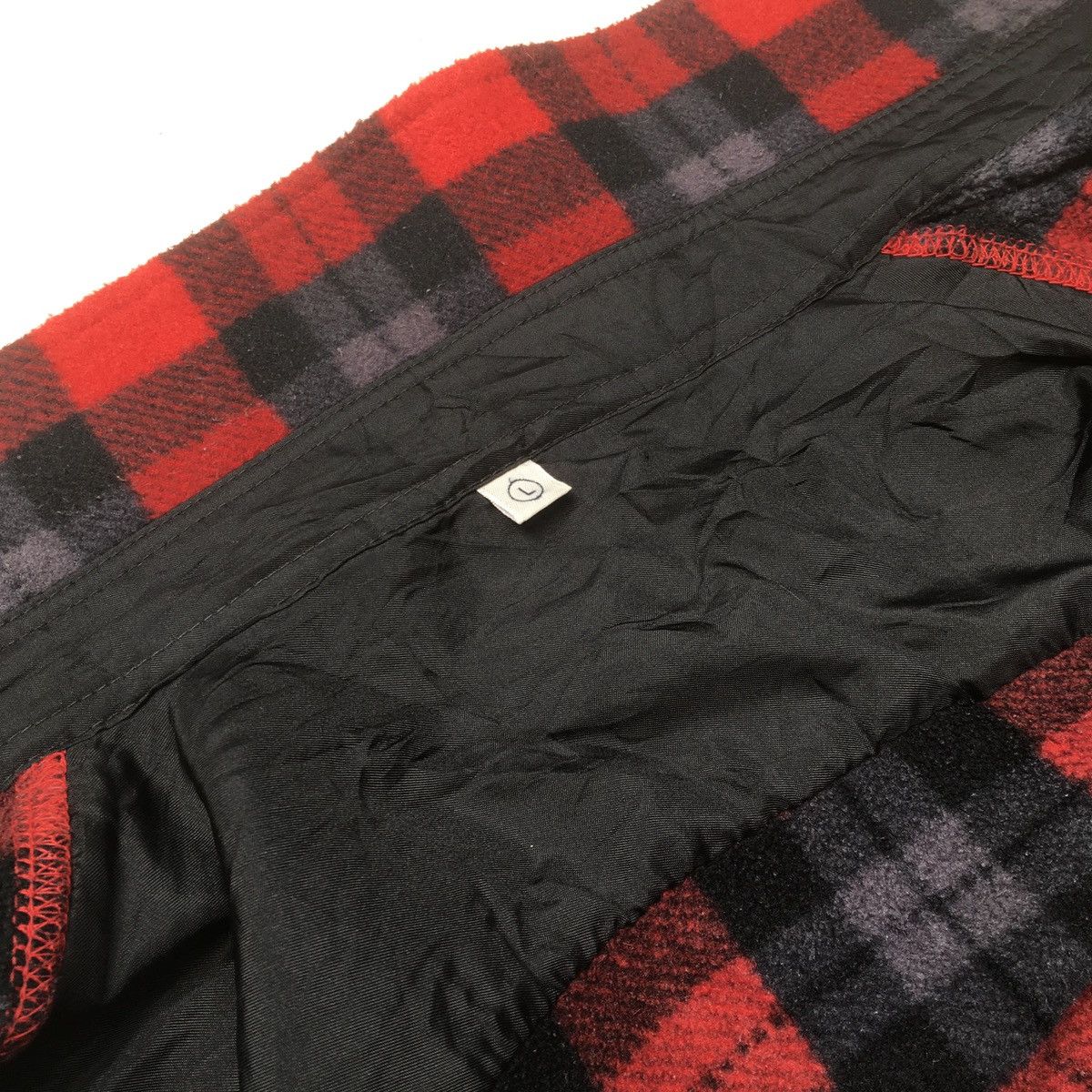 Flannel × Uniqlo × Vintage FINAL DROP‼️ Uniqlo Wool Flannel ( Wool Plaid Flannel Shirt ) Size US L / EU 52-54 / 3 - 5 Thumbnail