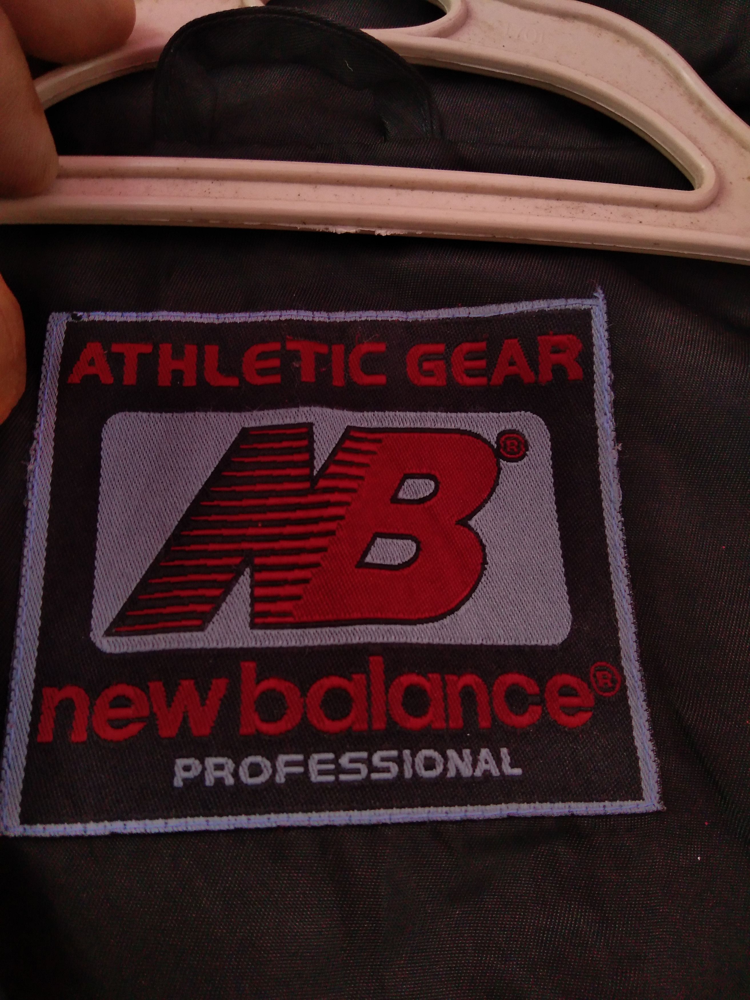 New Balance × Vintage VINTAGE NEW BALANCE MEN'S LIGHTLAYERS JACKET Size US L / EU 52-54 / 3 - 8 Thumbnail