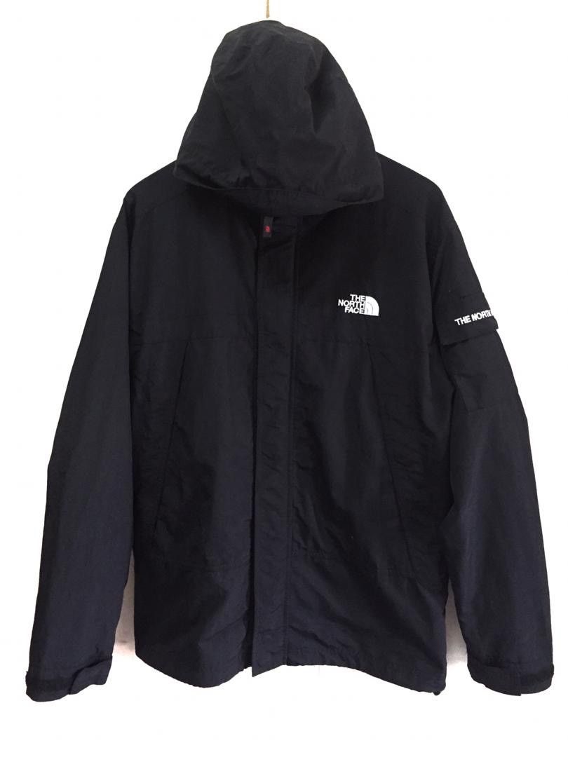 The North Face BLACK JACKET BY THE NORTH FACE Size US L / EU 52-54 / 3 - 1 Thumbnail