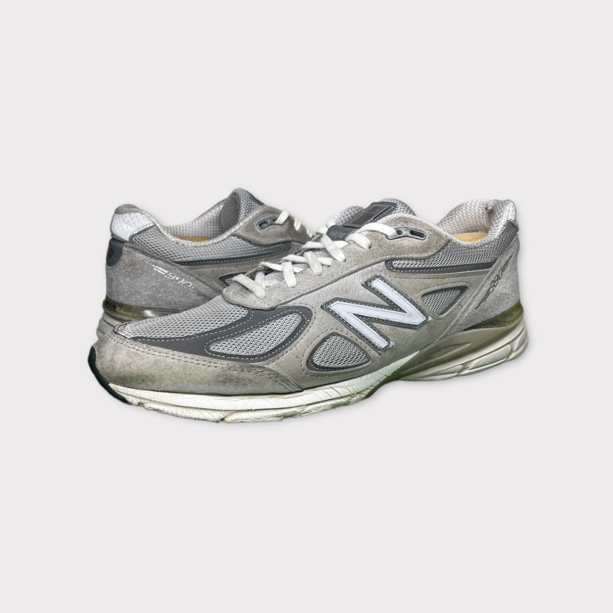 Other New Balance 990v4 Low Kith Grey White Size US 10 / EU 43 - 1 Thumbnail