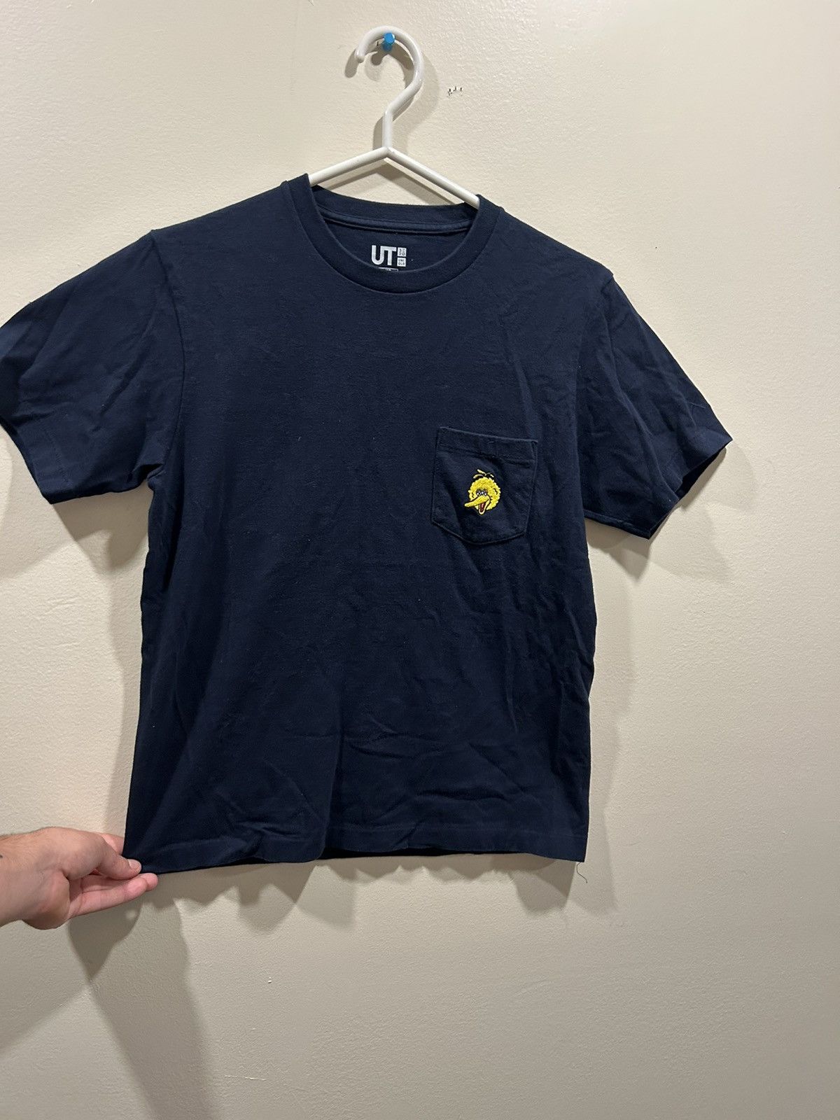 Kaws × Uniqlo Kaws x Uniqlo Sesame Street Tee Size US XS / EU 42 / 0 - 1 Thumbnail