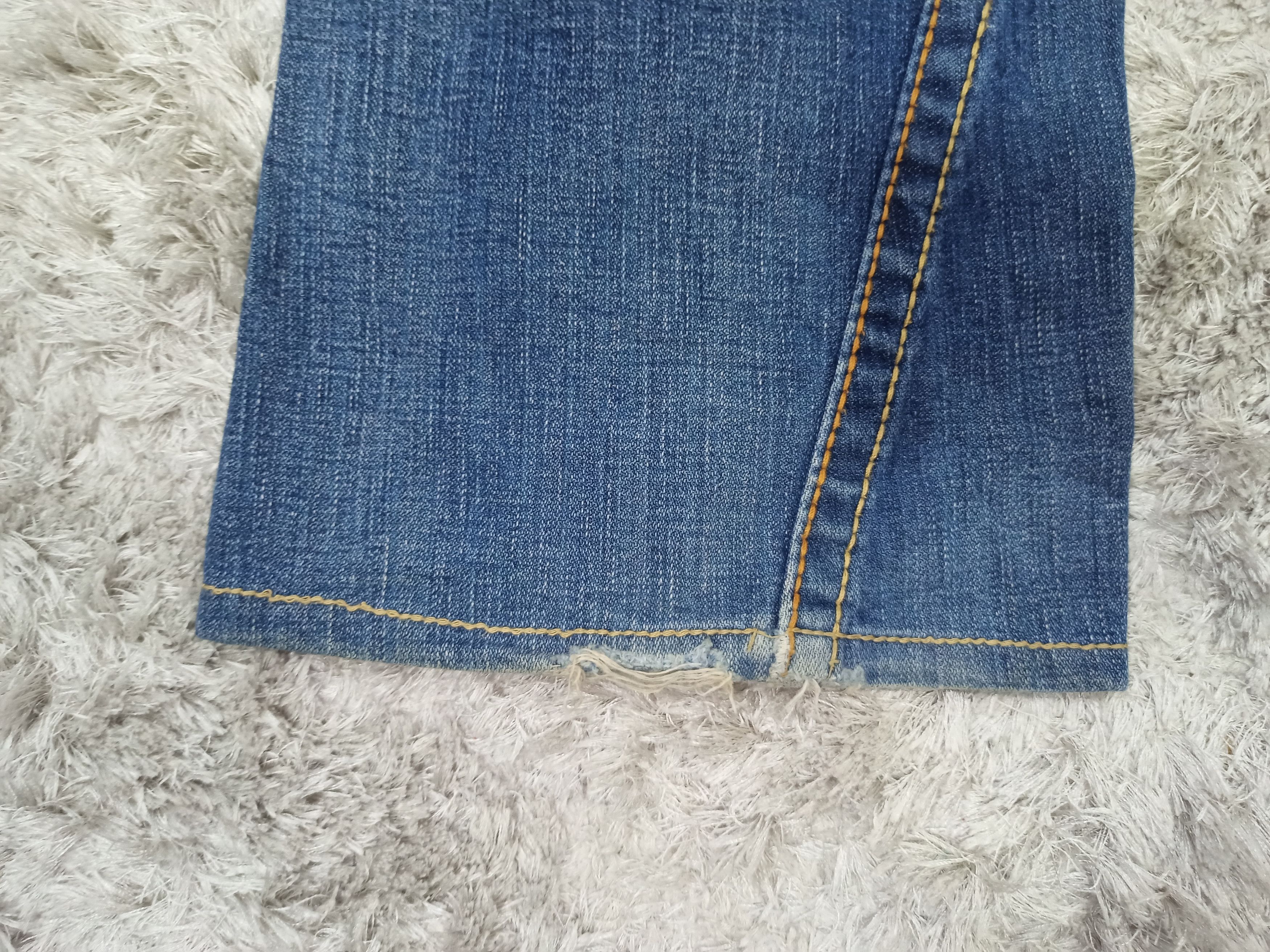 True Religion True Religion Joey Big T Flared Jeans Size US 29 - 20 Thumbnail