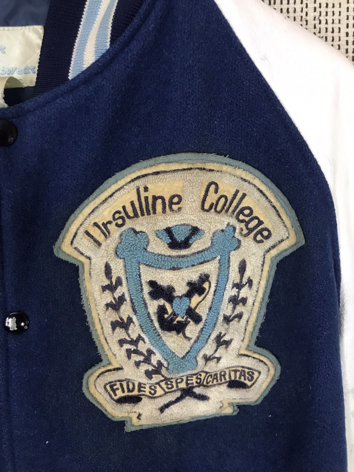 Vintage ‼️VINTAGE URSULINE COLLEGE VARSITY JACKET WOOL VERY RARE‼️ Size US M / EU 48-50 / 2 - 3 Thumbnail