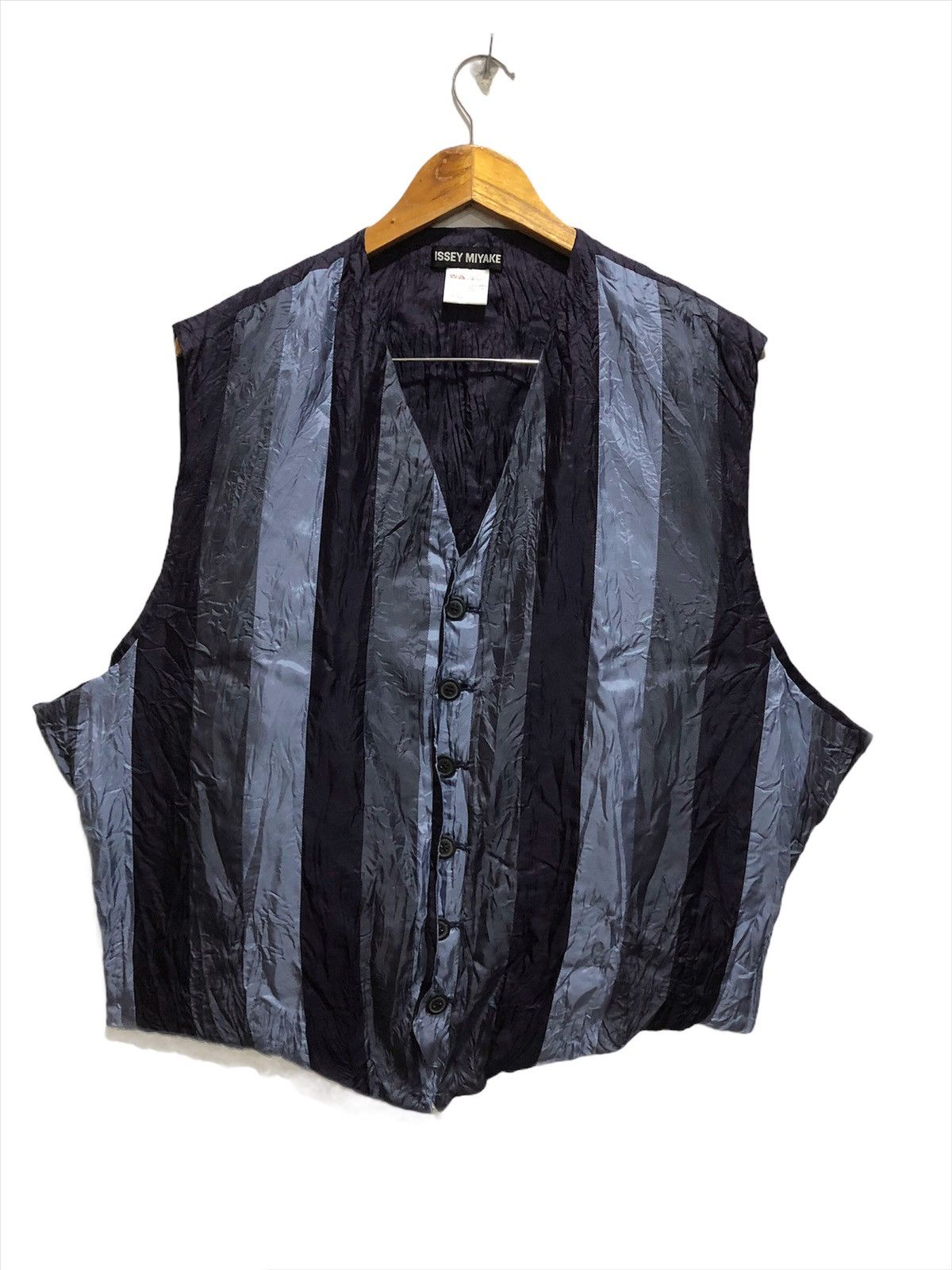 Issey Miyake × Vintage 💥Best offer💥🇯🇵Issey Miyake Vest Size US L / EU 52-54 / 3 - 4 Thumbnail