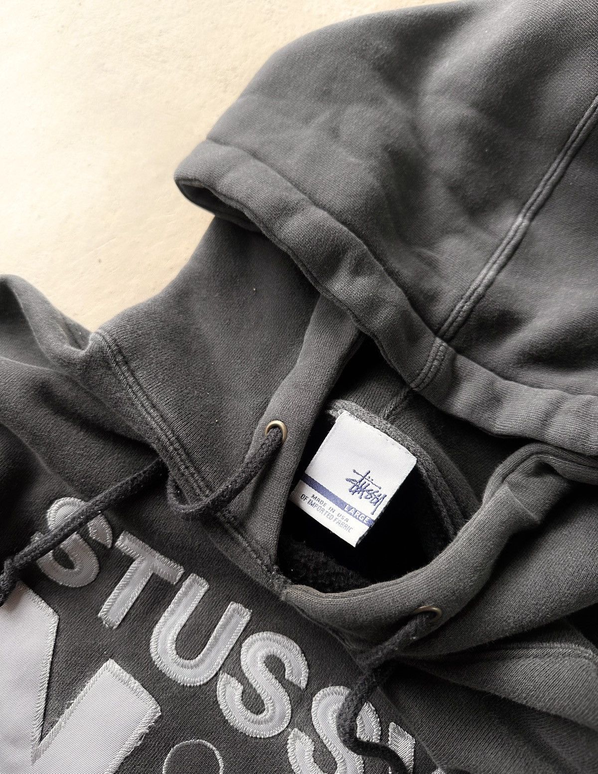 Stussy × Vintage BEAUTIFUL FADED!!! 00s Stussy Hoodie Made in USA Size US L / EU 52-54 / 3 - 4 Thumbnail
