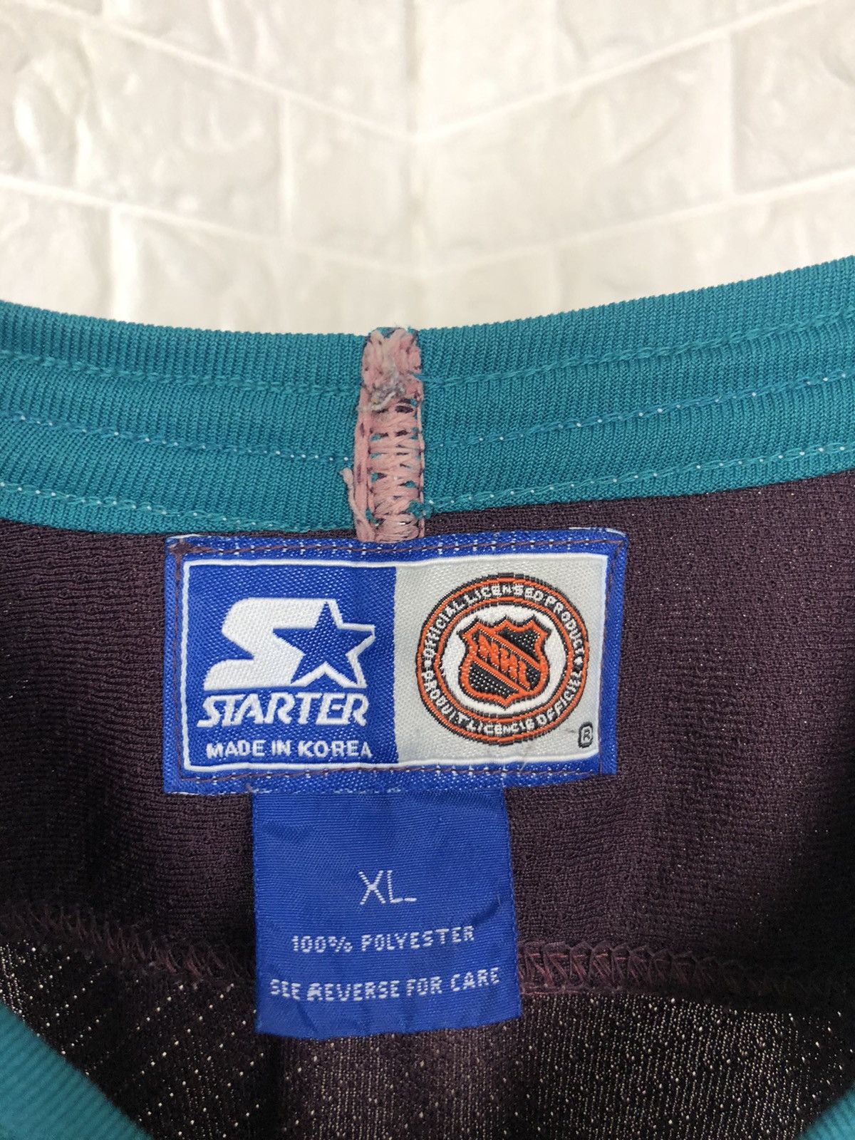 NHL × Starter Vintage Mighty Ducks Hockey Jersey NHL Size US XL / EU 56 / 4 - 13 Thumbnail