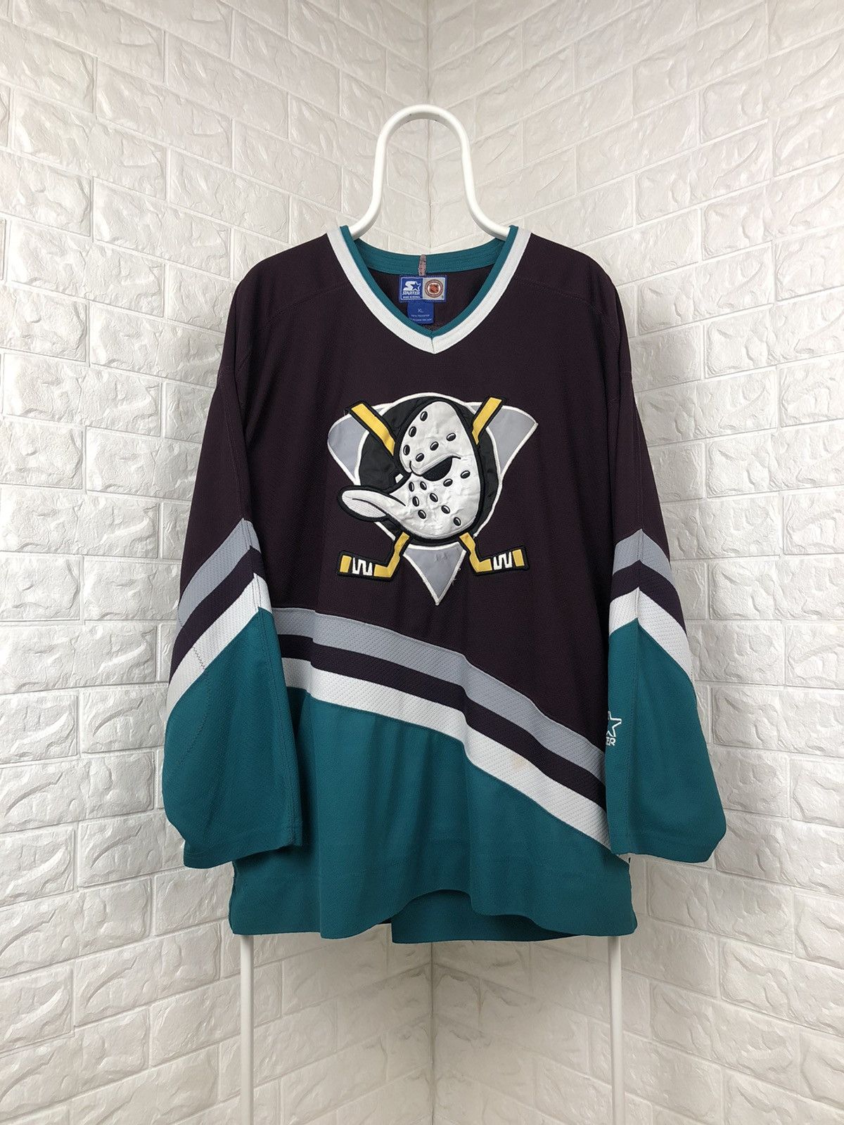 NHL × Starter Vintage Mighty Ducks Hockey Jersey NHL Size US XL / EU 56 / 4 - 1 Thumbnail