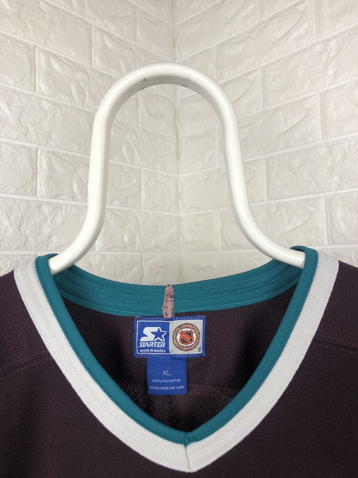 NHL × Starter Vintage Mighty Ducks Hockey Jersey NHL Size US XL / EU 56 / 4 - 12 Thumbnail