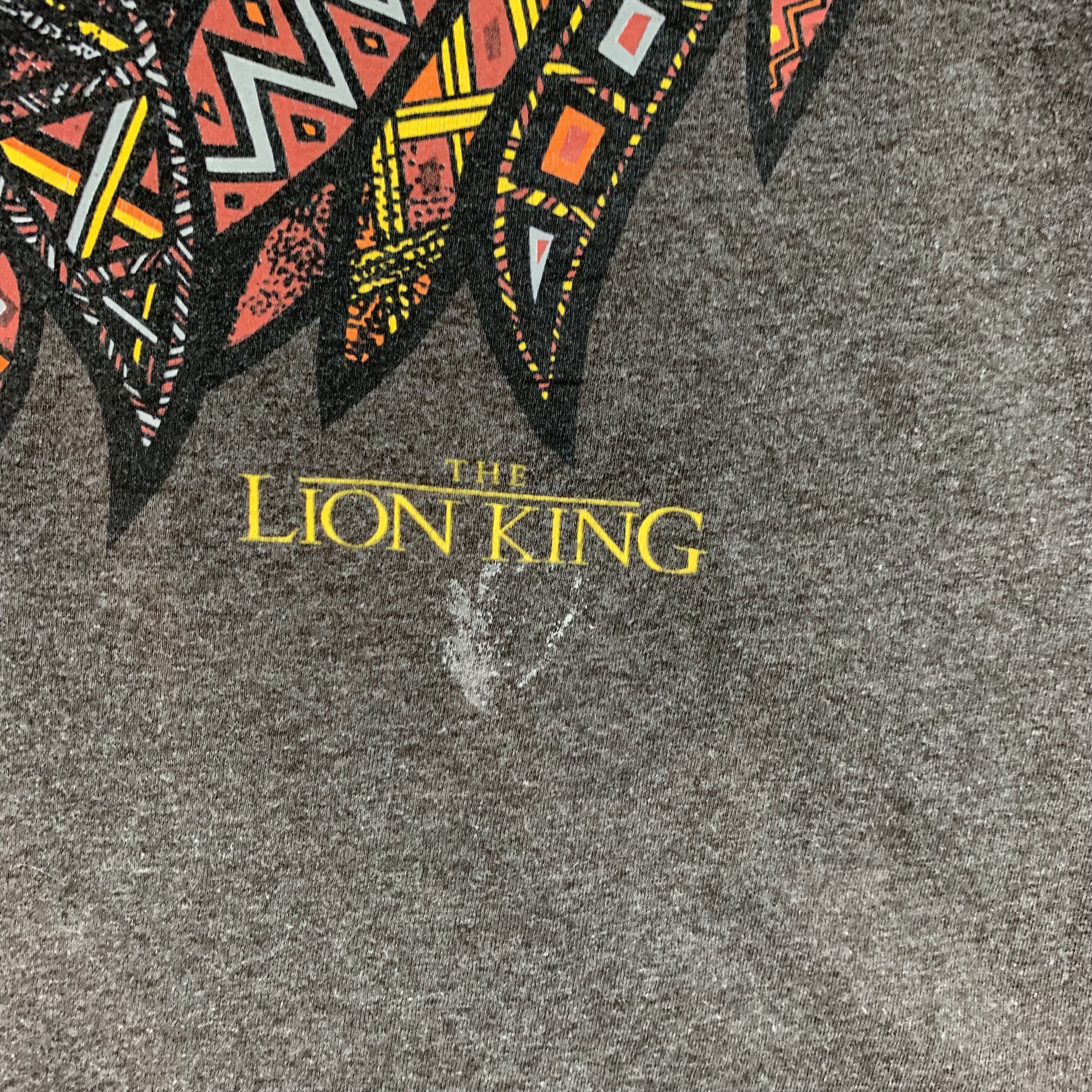 Vintage The Lion King Graphic Printed T Shirt #4378-151 Size US XL / EU 56 / 4 - 4 Thumbnail