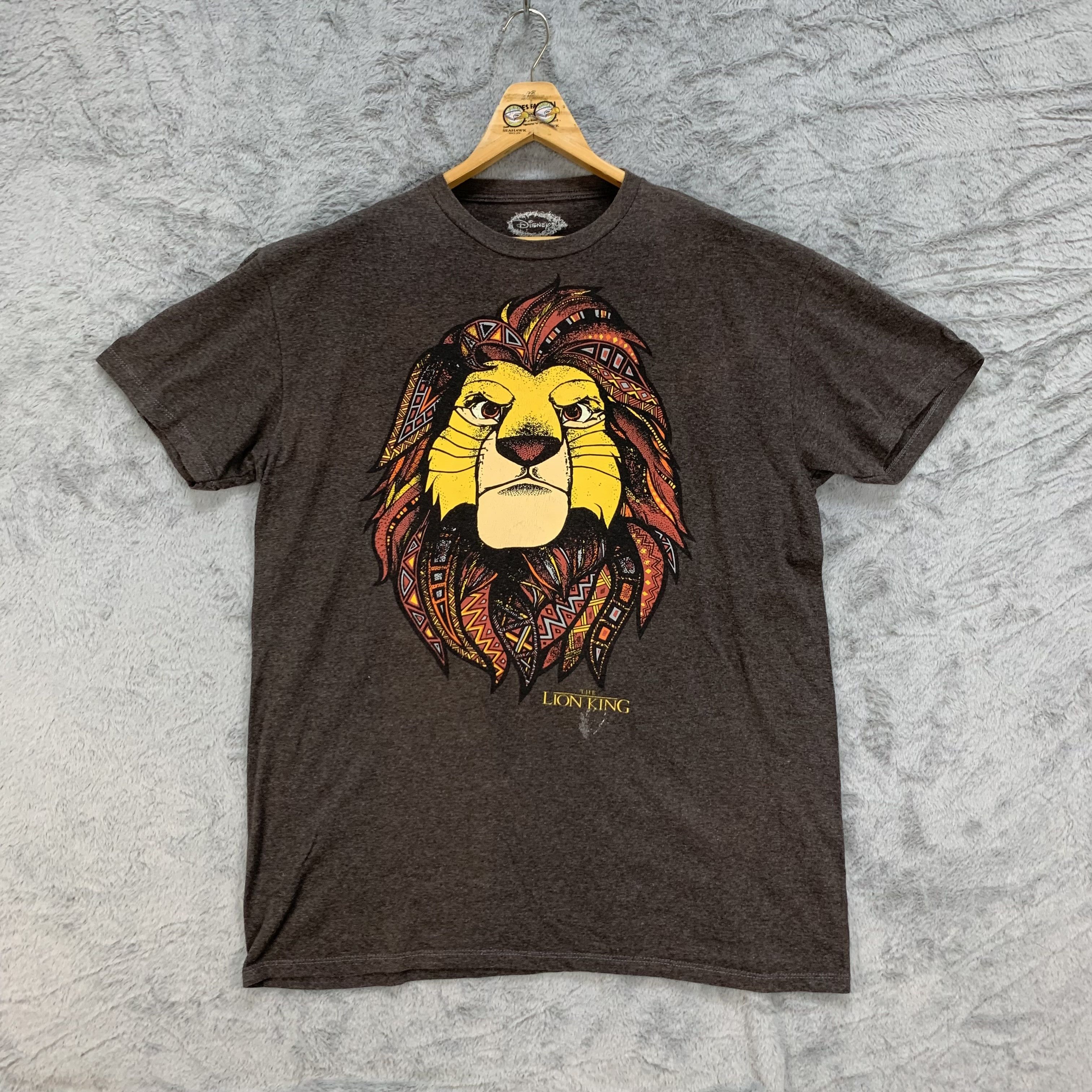 Vintage The Lion King Graphic Printed T Shirt #4378-151 Size US XL / EU 56 / 4 - 1 Thumbnail