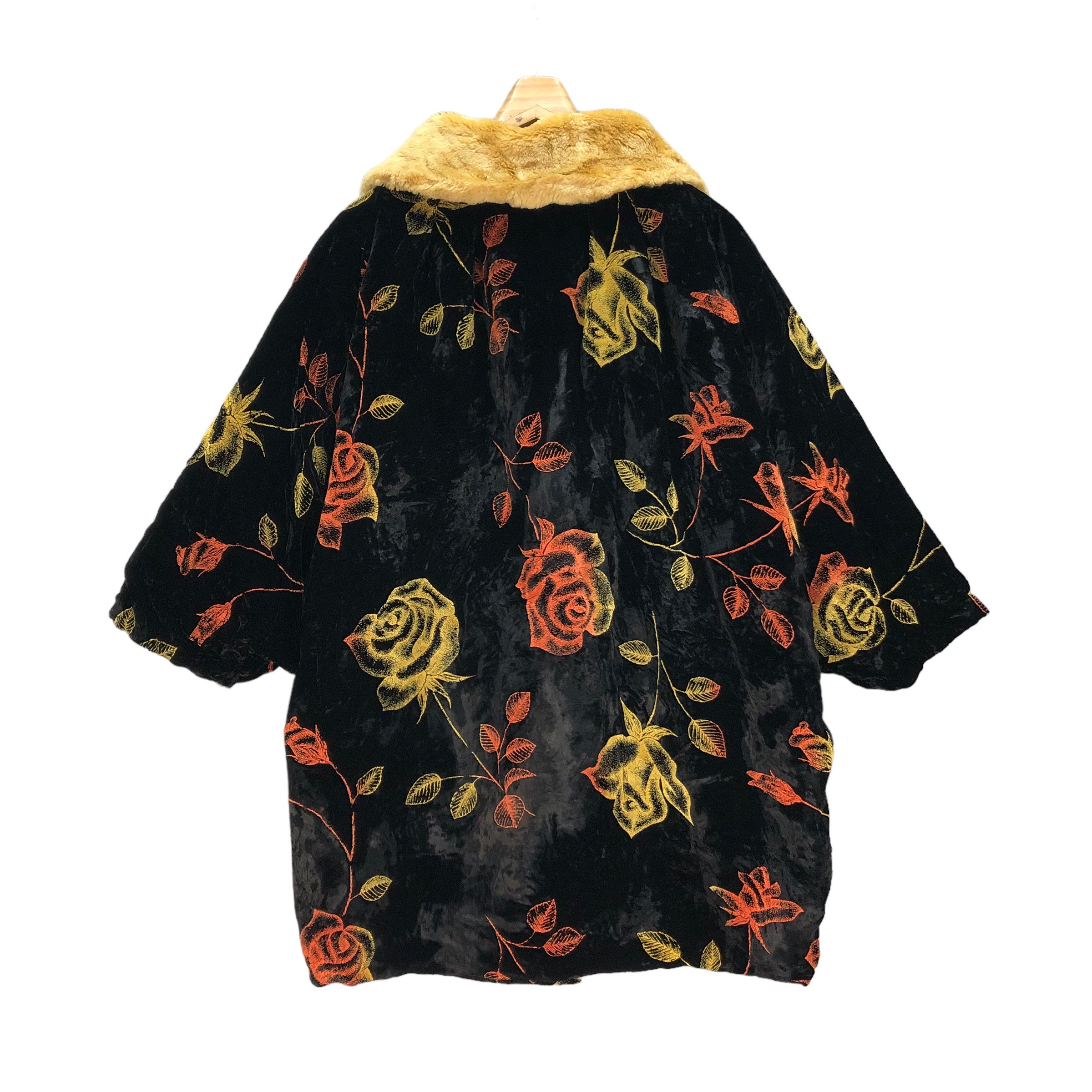 Japanese Brand VINTAGE VELVET KIMONO ROSE FLOWER GRAPHIC #7171-115 Size US XL / EU 56 / 4 - 9 Thumbnail