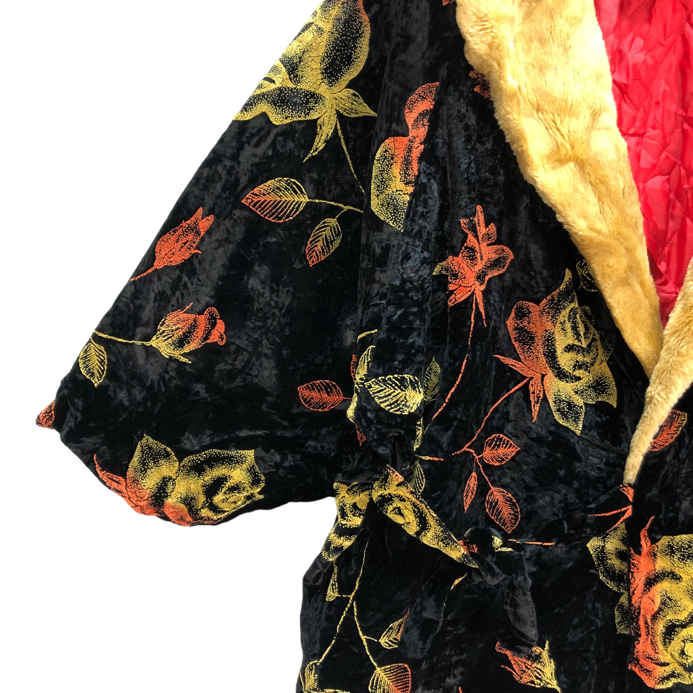 Japanese Brand VINTAGE VELVET KIMONO ROSE FLOWER GRAPHIC #7171-115 Size US XL / EU 56 / 4 - 4 Thumbnail