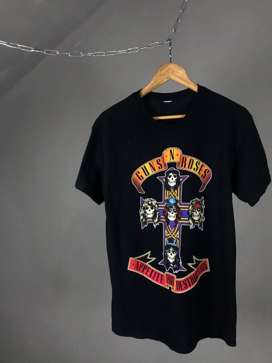 Band Tees × Guns N' Roses × Vintage Guns and Roses 2015 vintage rock band tee Size US M / EU 48-50 / 2 - 1 Thumbnail