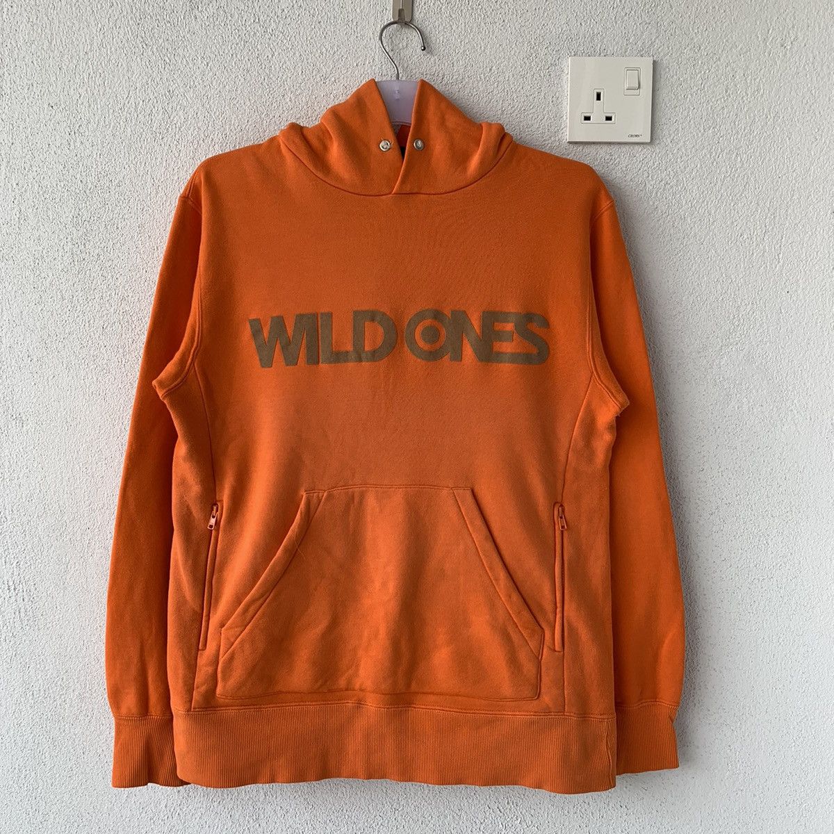 Designer × Japanese Brand × Takeo Kikuchi TAKEO KIKUCHI hoodie spel out big logo.. WILD ONES Size US S / EU 44-46 / 1 - 1 Thumbnail