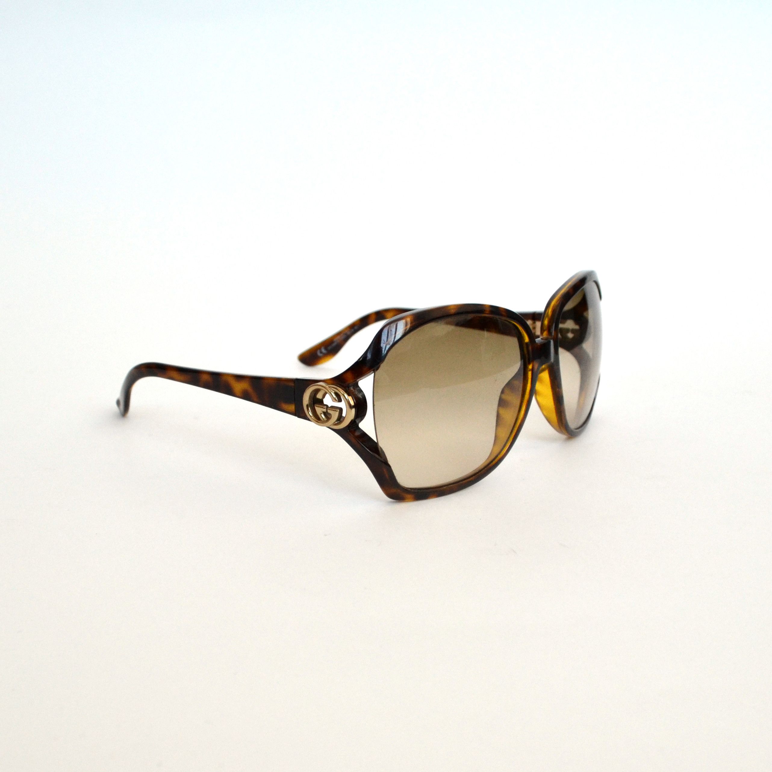 Gucci ? Authentic Gucci Round/Oval Sunglass GG0797S 004 