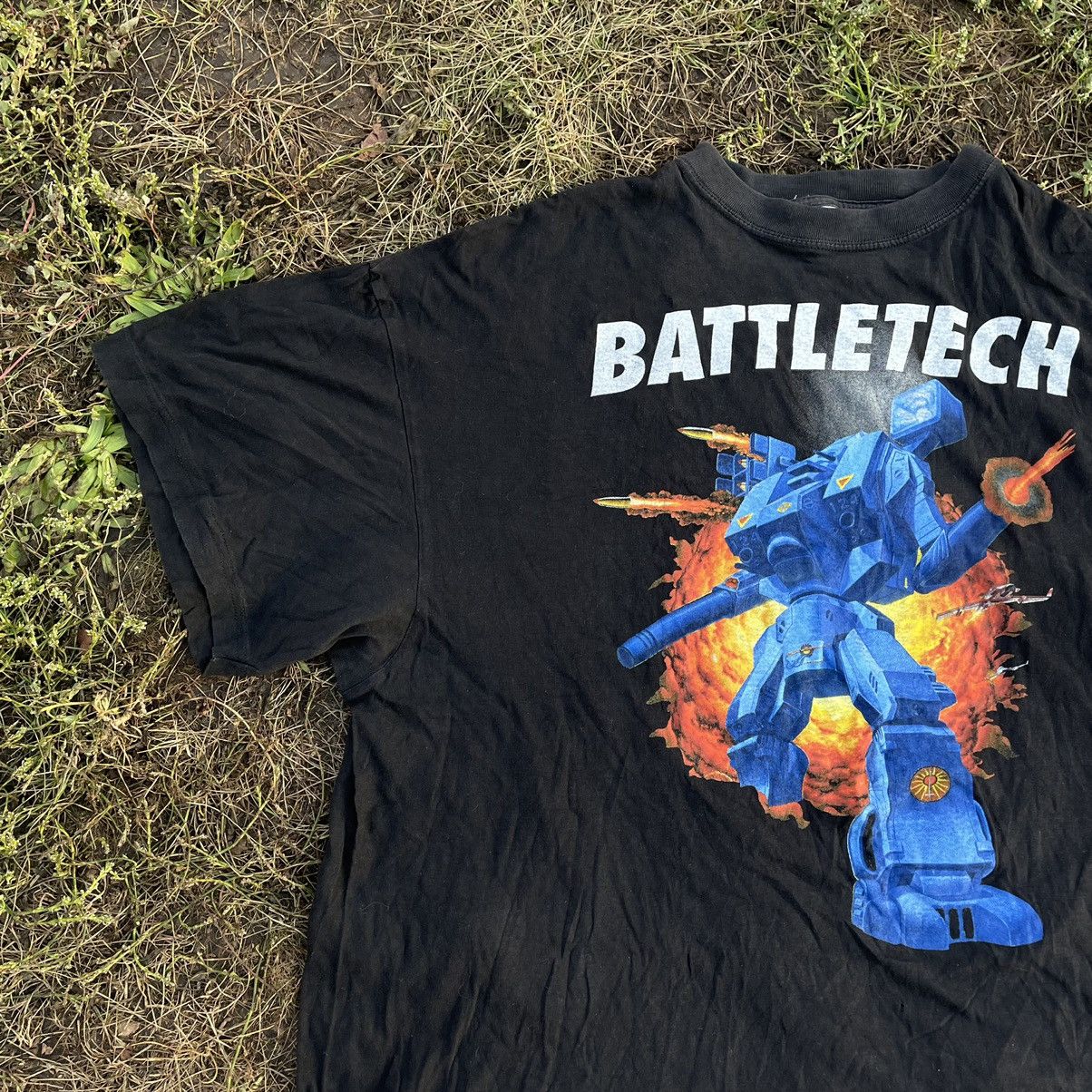Vintage Vintage Y2K BattleTech Graphic Tee Sun Faded Grunge Baggy XL Size US XL / EU 56 / 4 - 3 Thumbnail