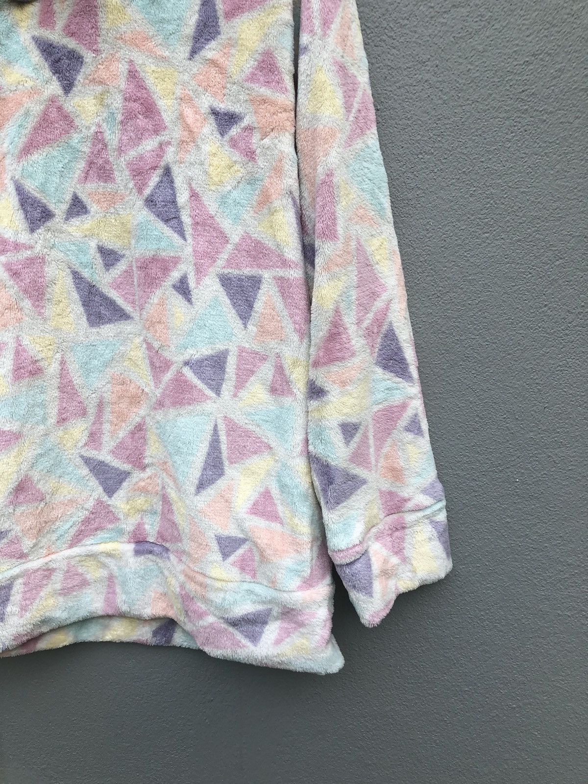 Japanese Brand Vintage GU Full Print Multicolour Fleece Sweater Sweatshirt Size US M / EU 48-50 / 2 - 2 Thumbnail