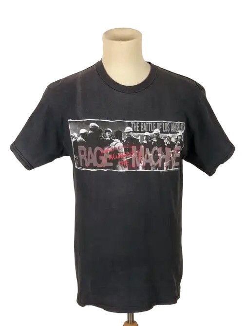 Band Tees Vintage Rage Against The Machine The Battle of Los Angeles Size US XL / EU 56 / 4 - 1 Thumbnail