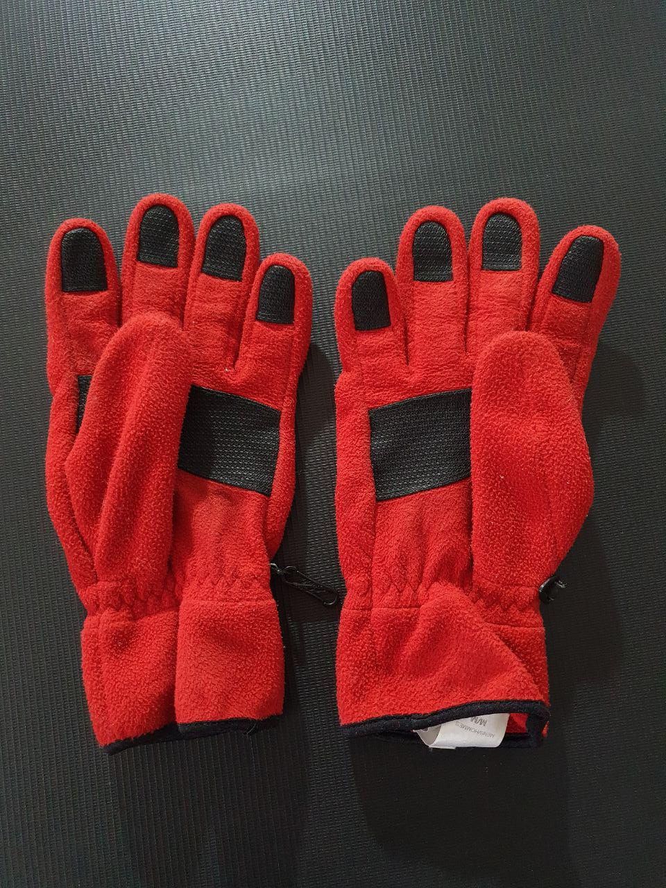 The North Face × Vintage TNF Red Fleece Embroidered Logo Gloves Size ONE SIZE - 2 Thumbnail