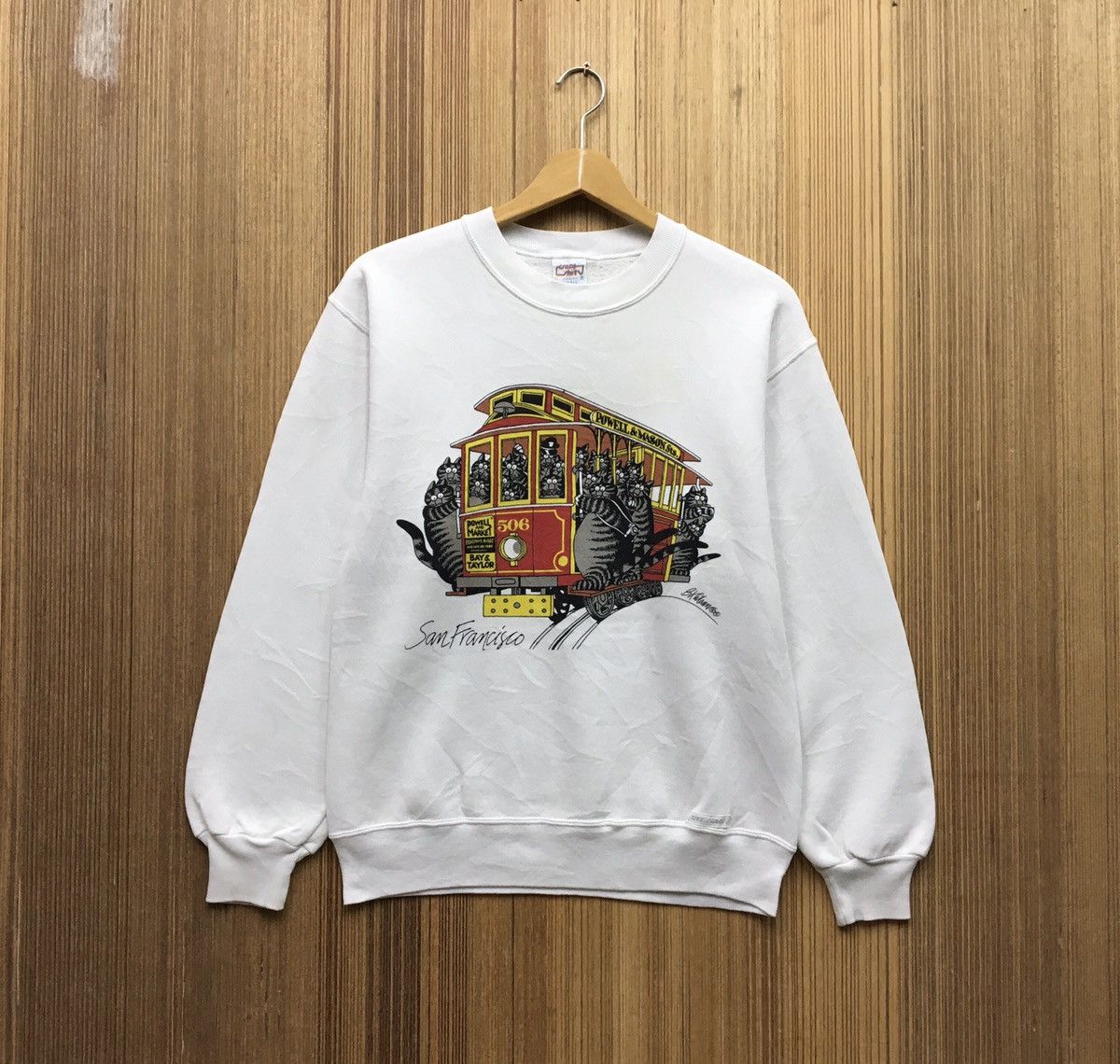 image of Crazy Shirts x Hawaiian Shirt Vintage 90's Bkliban Cat Crewneck Biglogo Sweatshirt in White, Women'