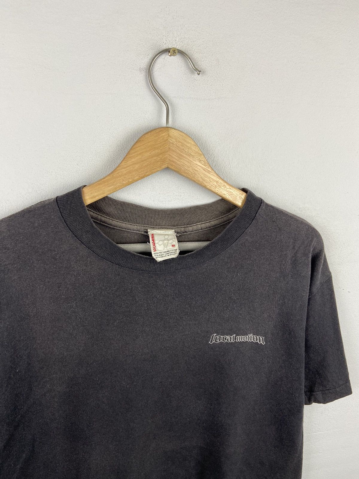 Vintage Vintage Local Motion Surf Rare Tee Size US M / EU 48-50 / 2 - 10 Thumbnail