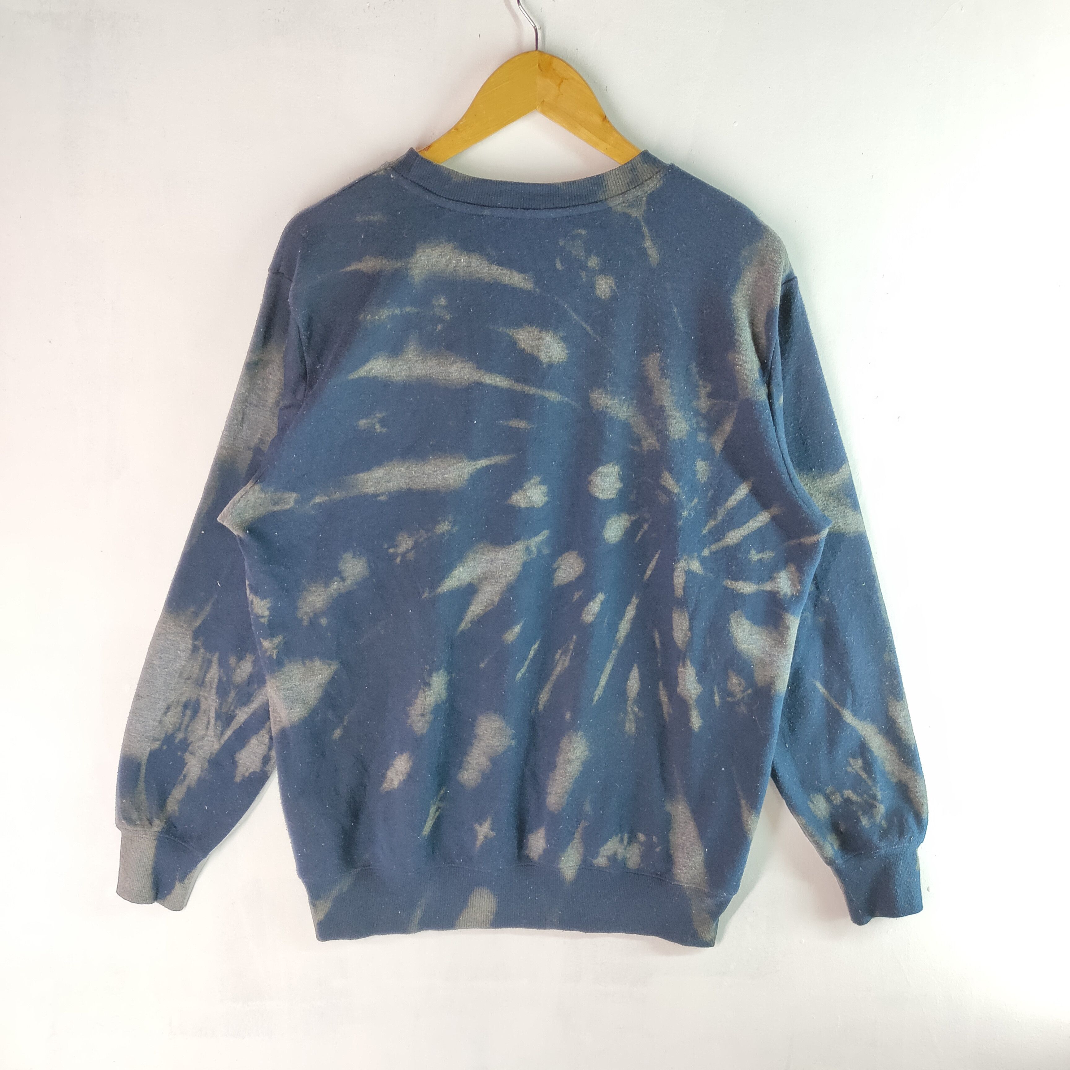 Other OUTDOOR PRODUCT Custom Bleach Wash Patch Logo Sweatshirt Size US L / EU 52-54 / 3 - 5 Thumbnail