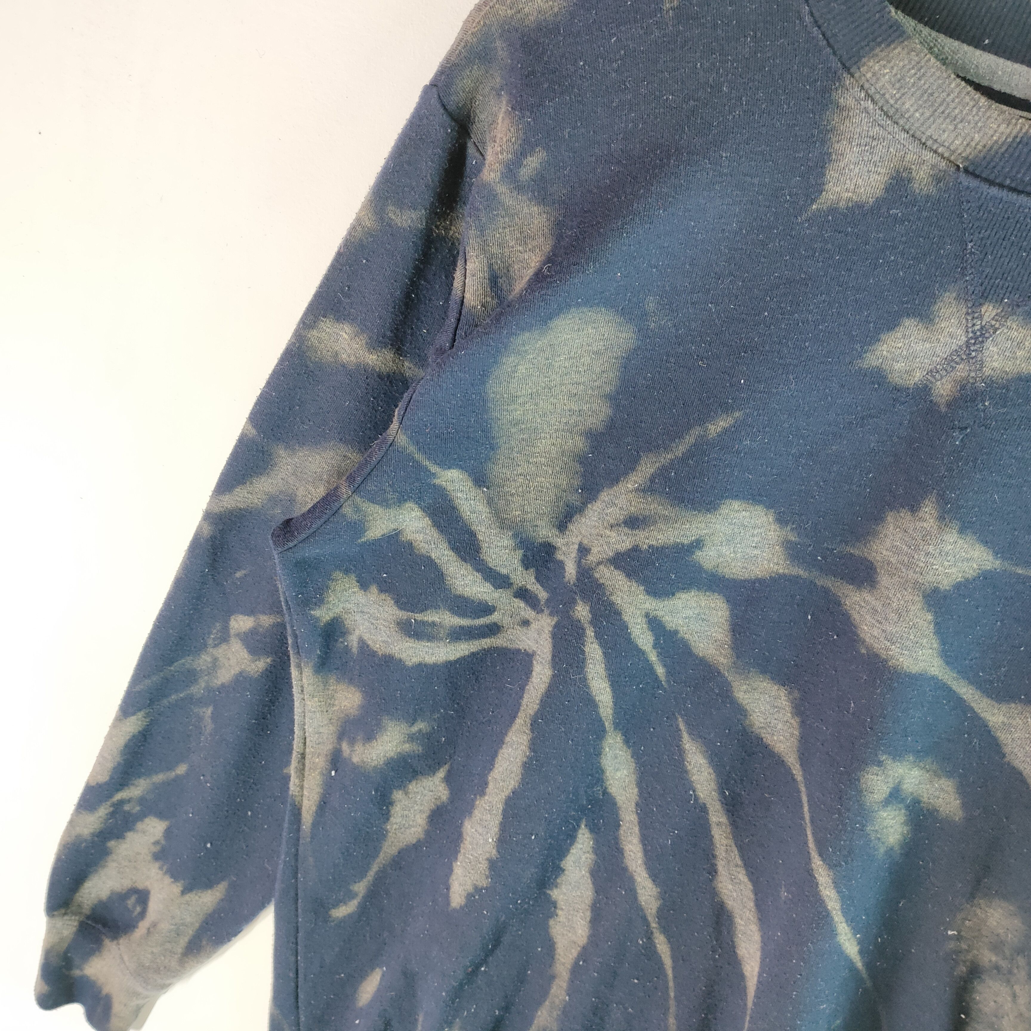 Other OUTDOOR PRODUCT Custom Bleach Wash Patch Logo Sweatshirt Size US L / EU 52-54 / 3 - 3 Thumbnail