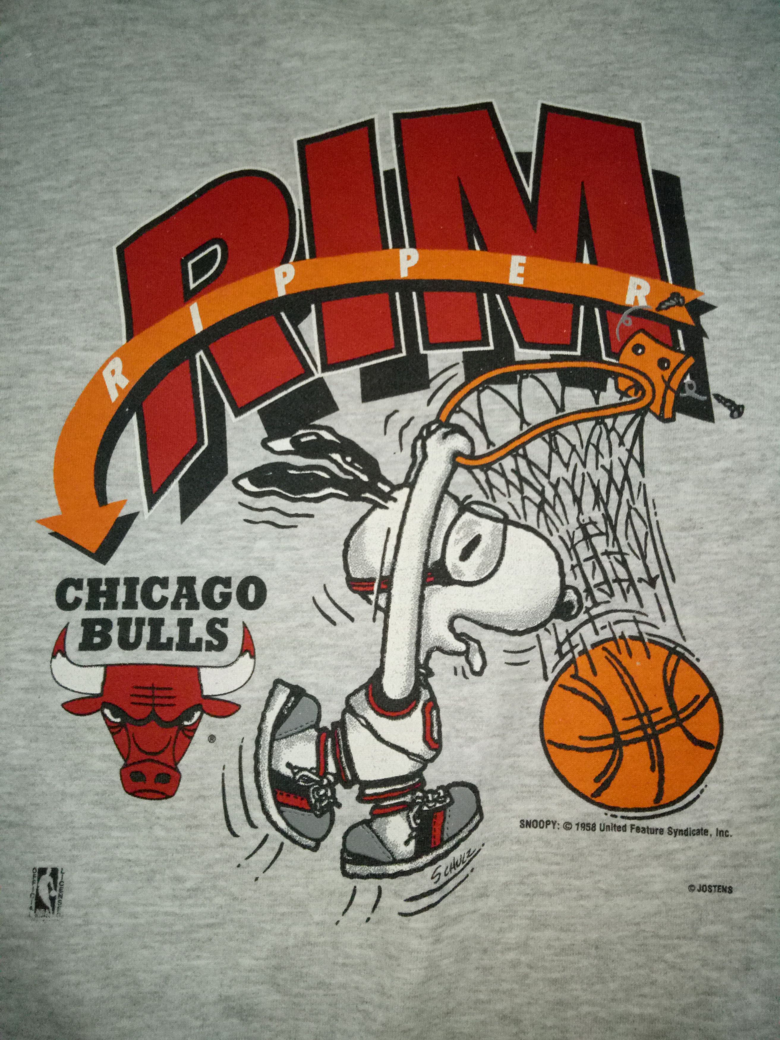 NBA × Peanuts × Vintage ©Jostens Rim Ripper Snoopy x NBA Chicago Bulls Distressed Size US L / EU 52-54 / 3 - 5 Thumbnail