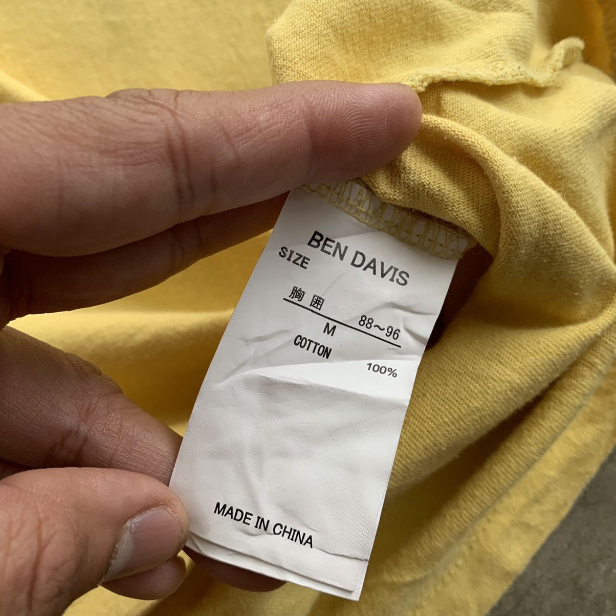 Ben Davis Ben Davis Ben’s box logo center yellow shirt tee Size US M / EU 48-50 / 2 - 9 Thumbnail