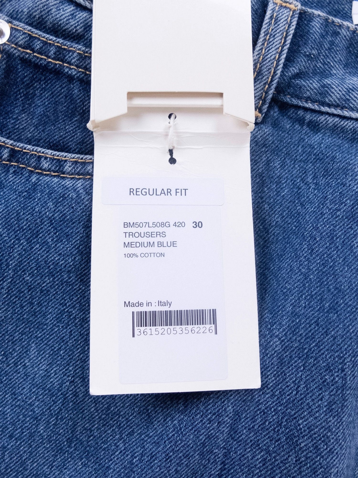 Givenchy $775 GIVENCHY blue regular fit heart & dagger jeans 30 Size US 30 / EU 46 - 5 Thumbnail