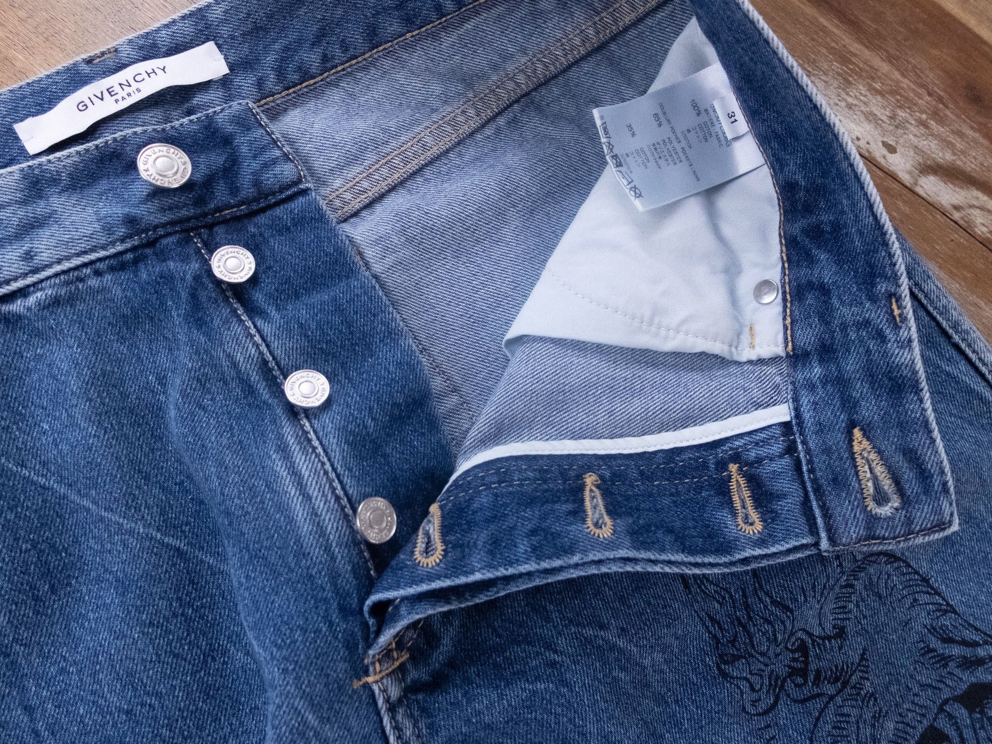 Givenchy $775 GIVENCHY blue regular fit heart & dagger jeans 31 Size US 31 - 6 Thumbnail