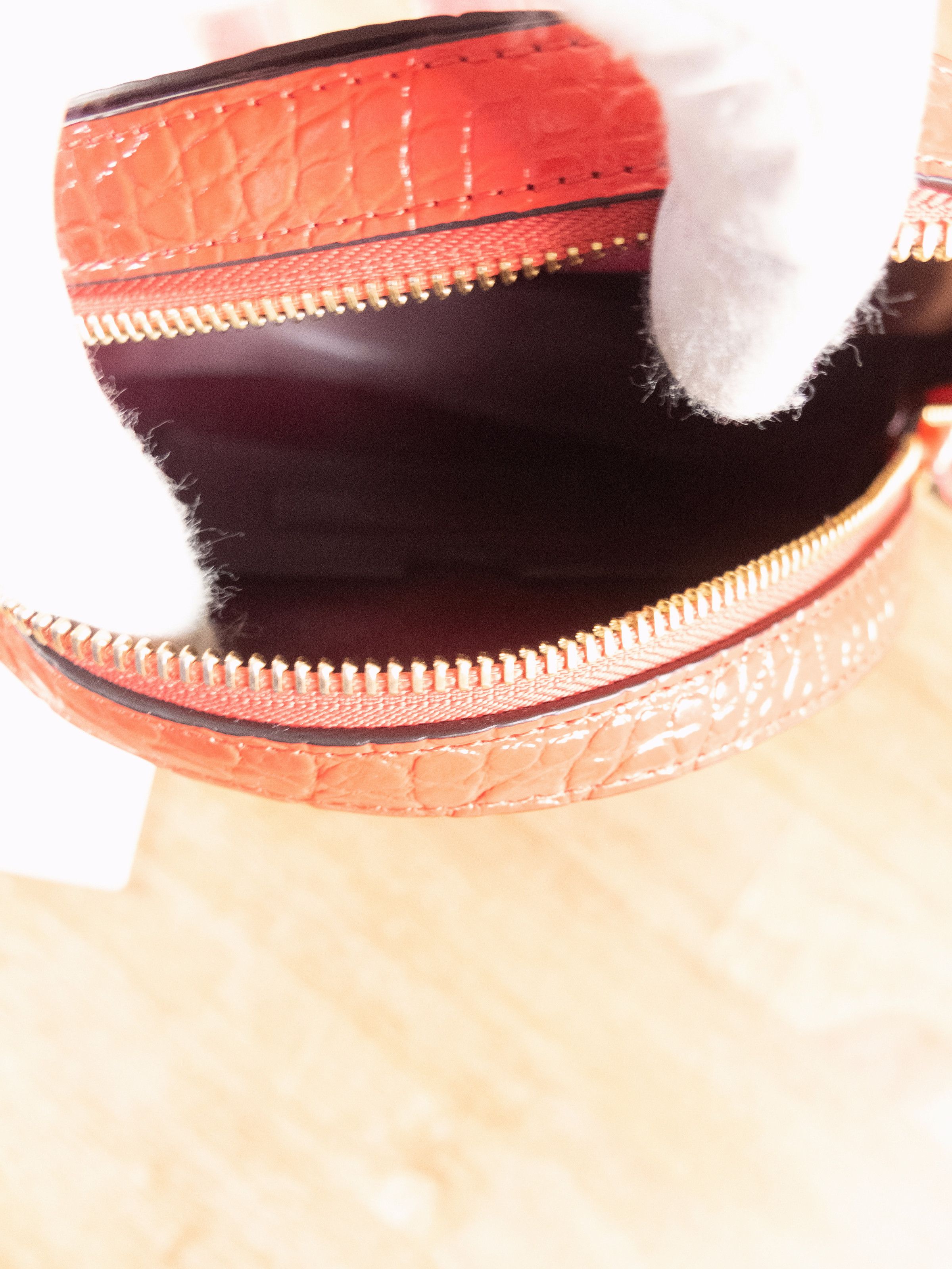 Givenchy GIVENCHY Eden round red croc embossed leather shoulder bag Size ONE SIZE - 11 Thumbnail