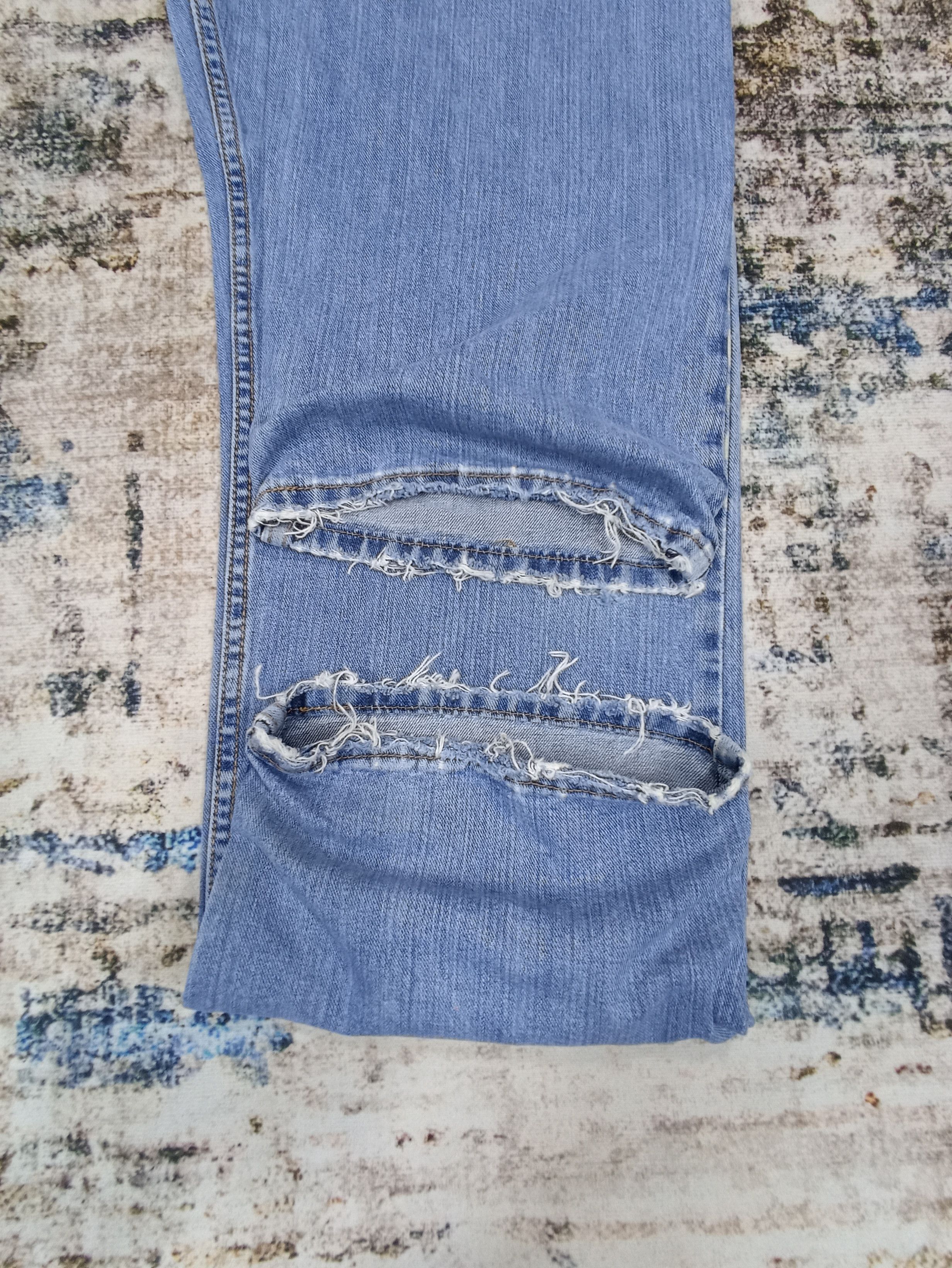Jean × Levi's × Vintage VINTAGE LEVI'S 559 DISTRESS BLUE WASH JEANS - J046 Size US 39 - 7 Thumbnail
