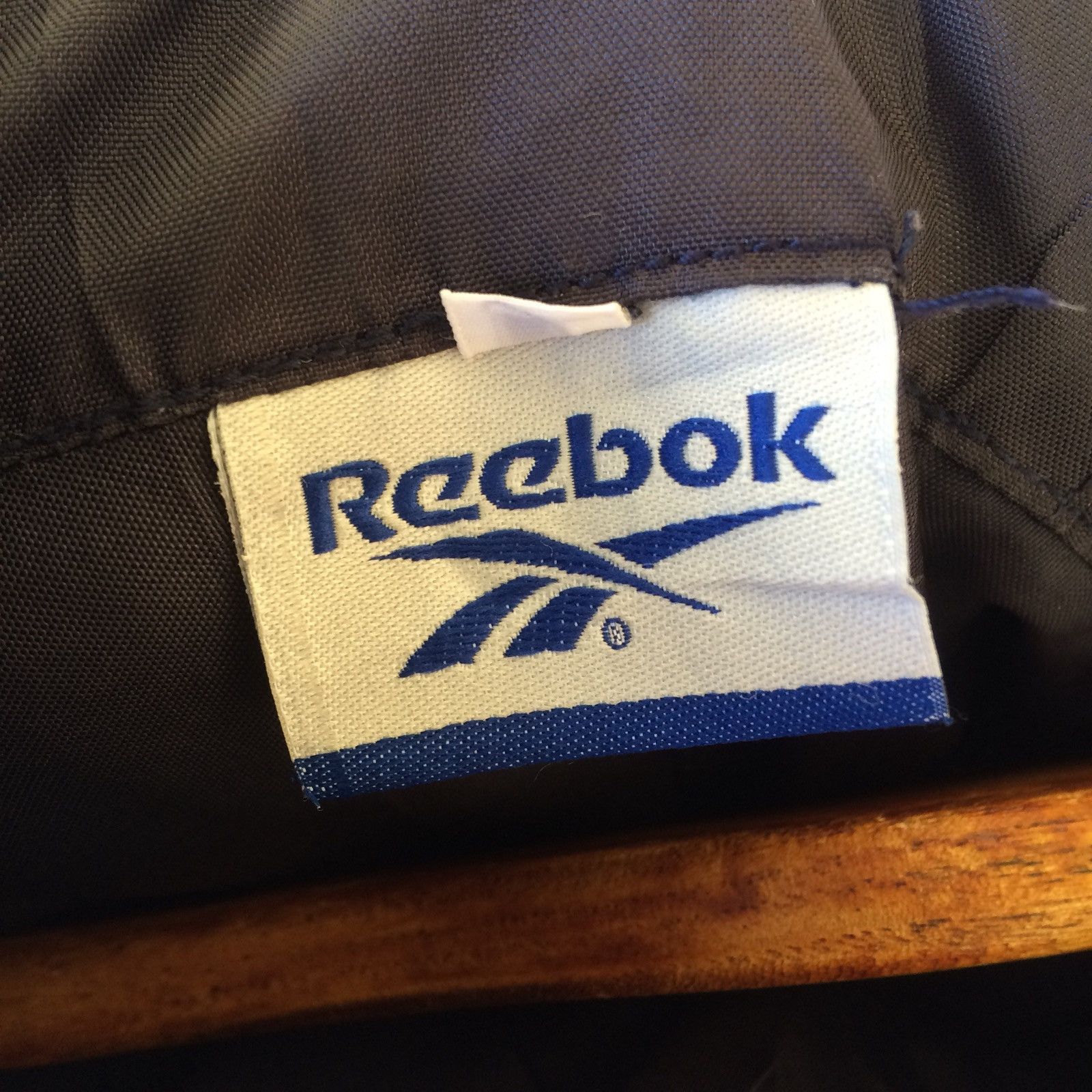 Reebok Reebok Side Tape Windbreaker Hoodie Size US XXL / EU 58 / 5 - 11 Thumbnail
