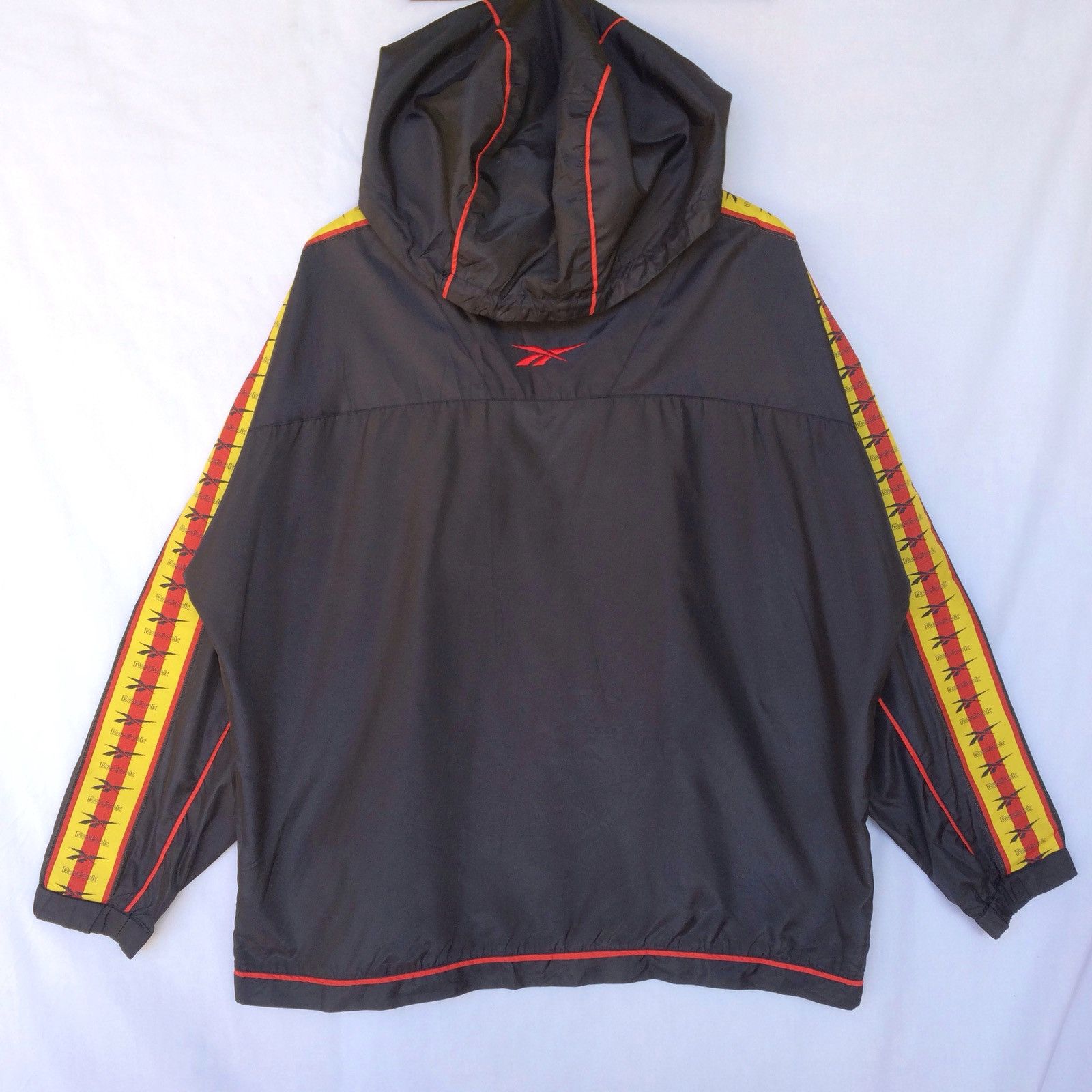 Reebok Reebok Side Tape Windbreaker Hoodie Size US XXL / EU 58 / 5 - 3 Thumbnail