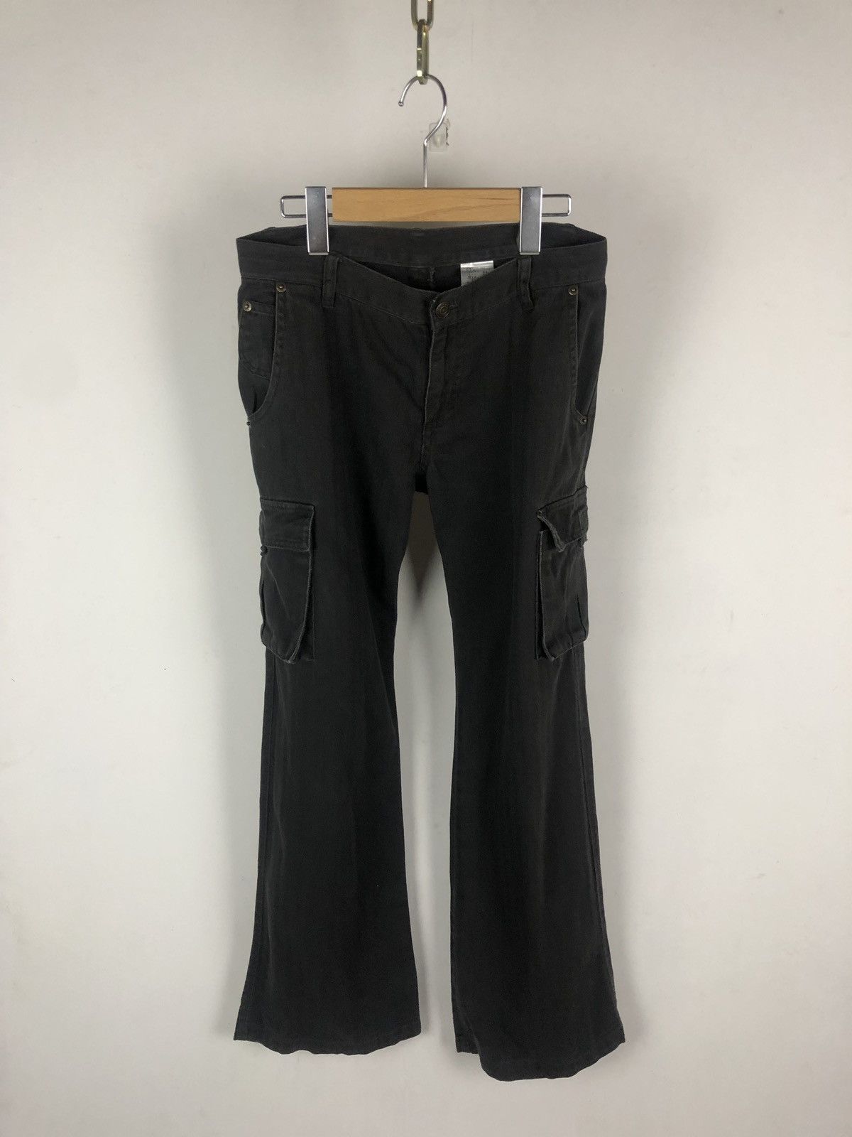 Japanese Brand Japanese brand black cargo patched pocket Size US 28 / EU 44 - 13 Thumbnail