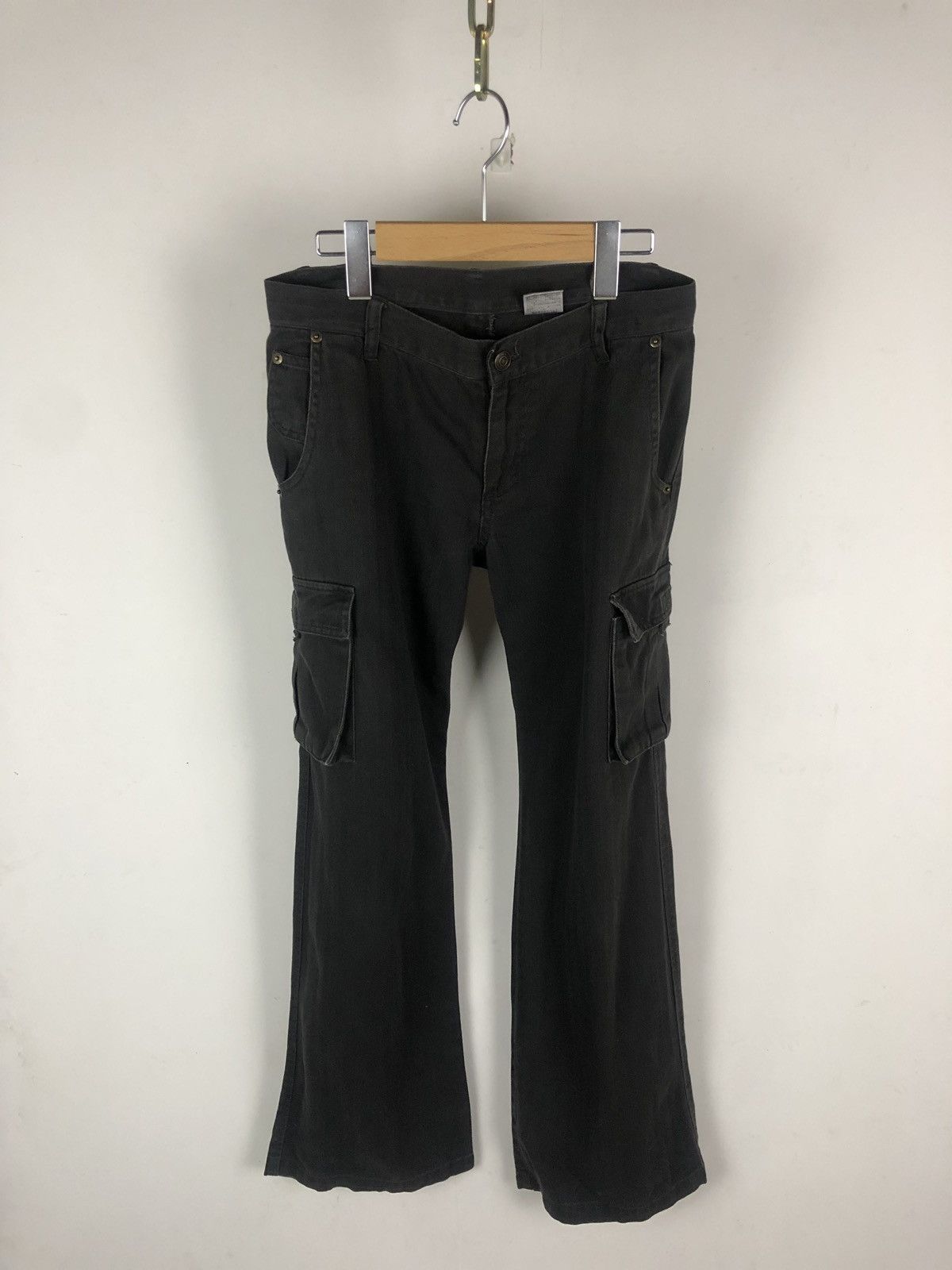 Japanese Brand Japanese brand black cargo patched pocket Size US 28 / EU 44 - 14 Thumbnail