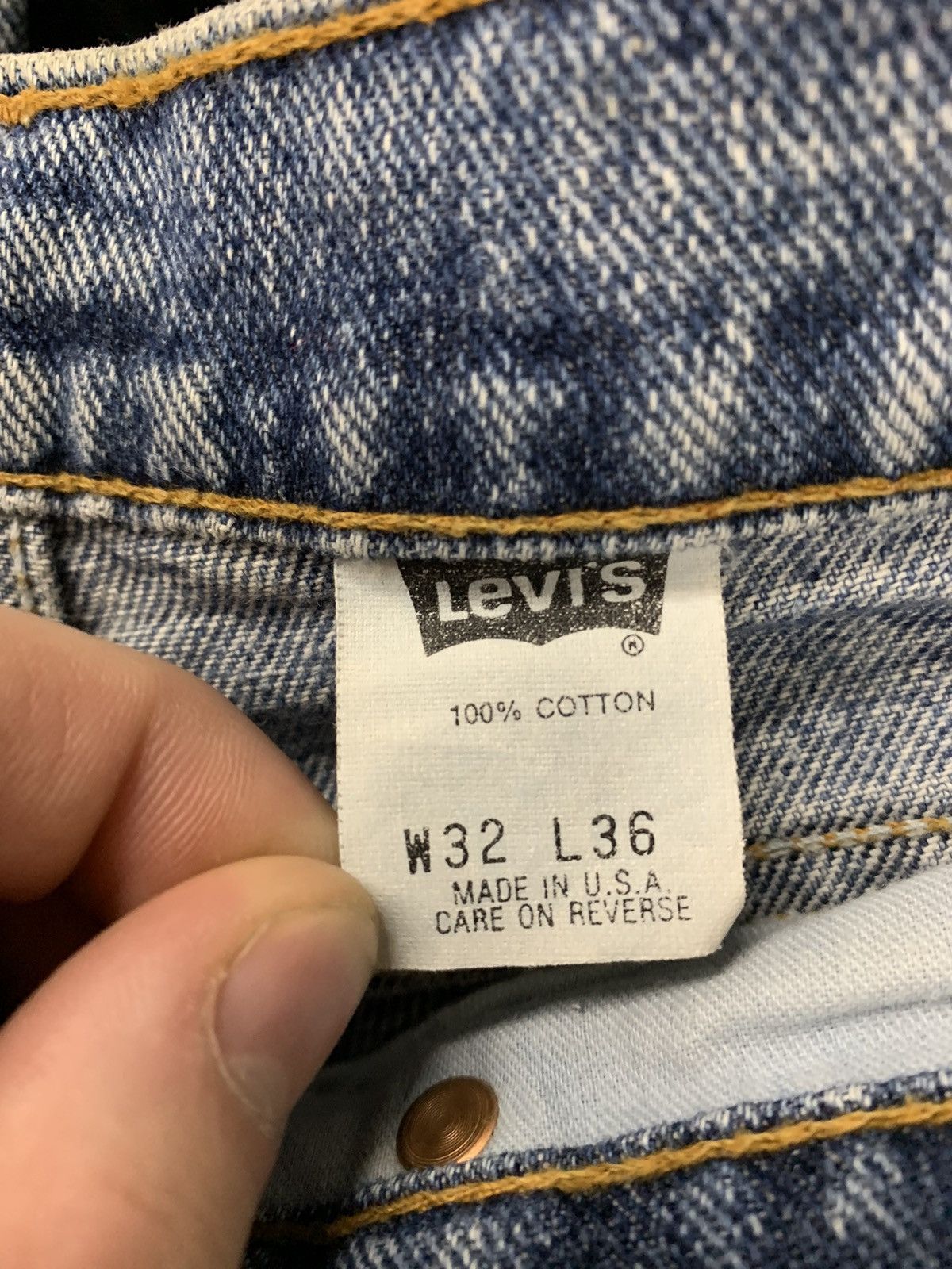 Levi's × Vintage Vintage Levi’s 550 32x35 Light Wash Jeans Size US 32 / EU 48 - 9 Thumbnail