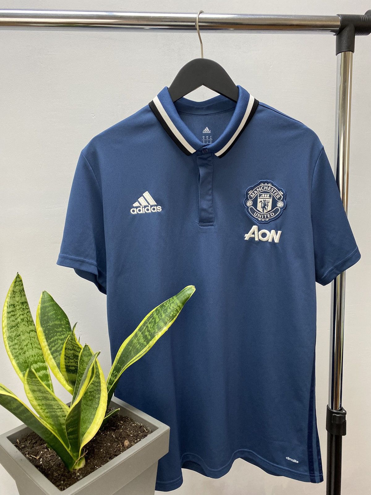 Adidas Adidas Manchester United 2016-17 Training Jersey Polo Shirt Size US XL / EU 56 / 4 - 3 Thumbnail