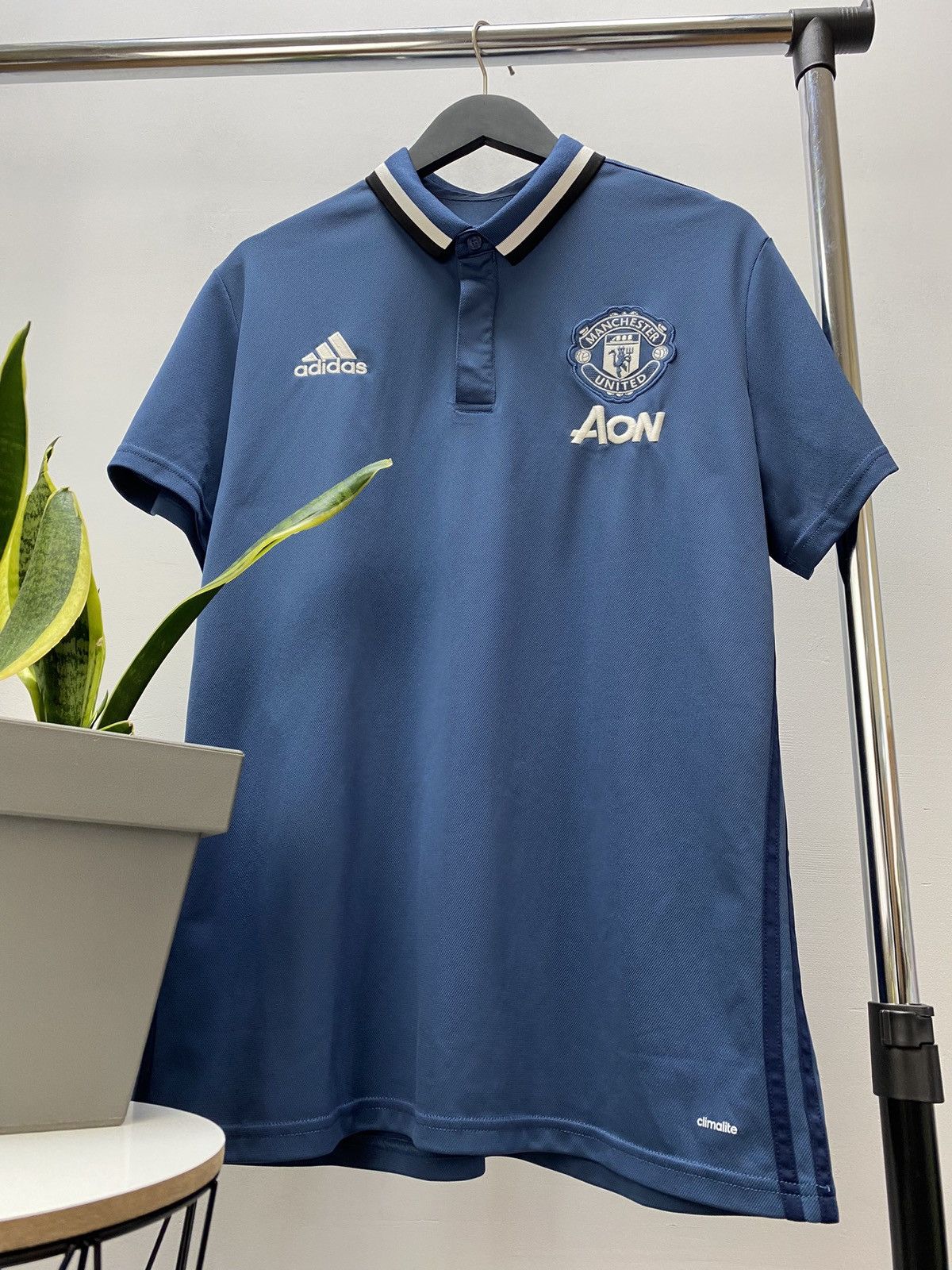Adidas Adidas Manchester United 2016-17 Training Jersey Polo Shirt Size US XL / EU 56 / 4 - 4 Thumbnail