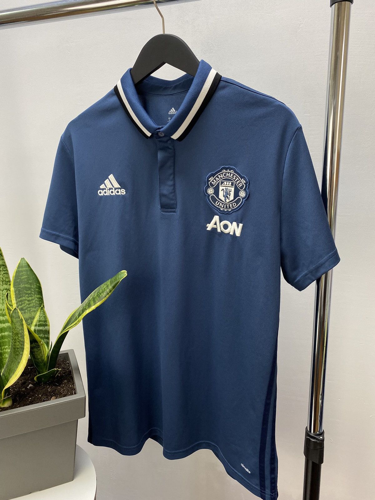 Adidas Adidas Manchester United 2016-17 Training Jersey Polo Shirt Size US XL / EU 56 / 4 - 2 Thumbnail