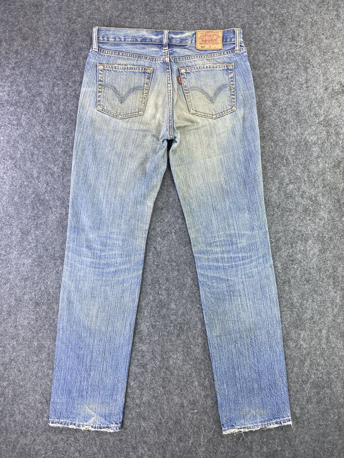 Vintage Levis 501 Jeans Distress Blue Wash - J816