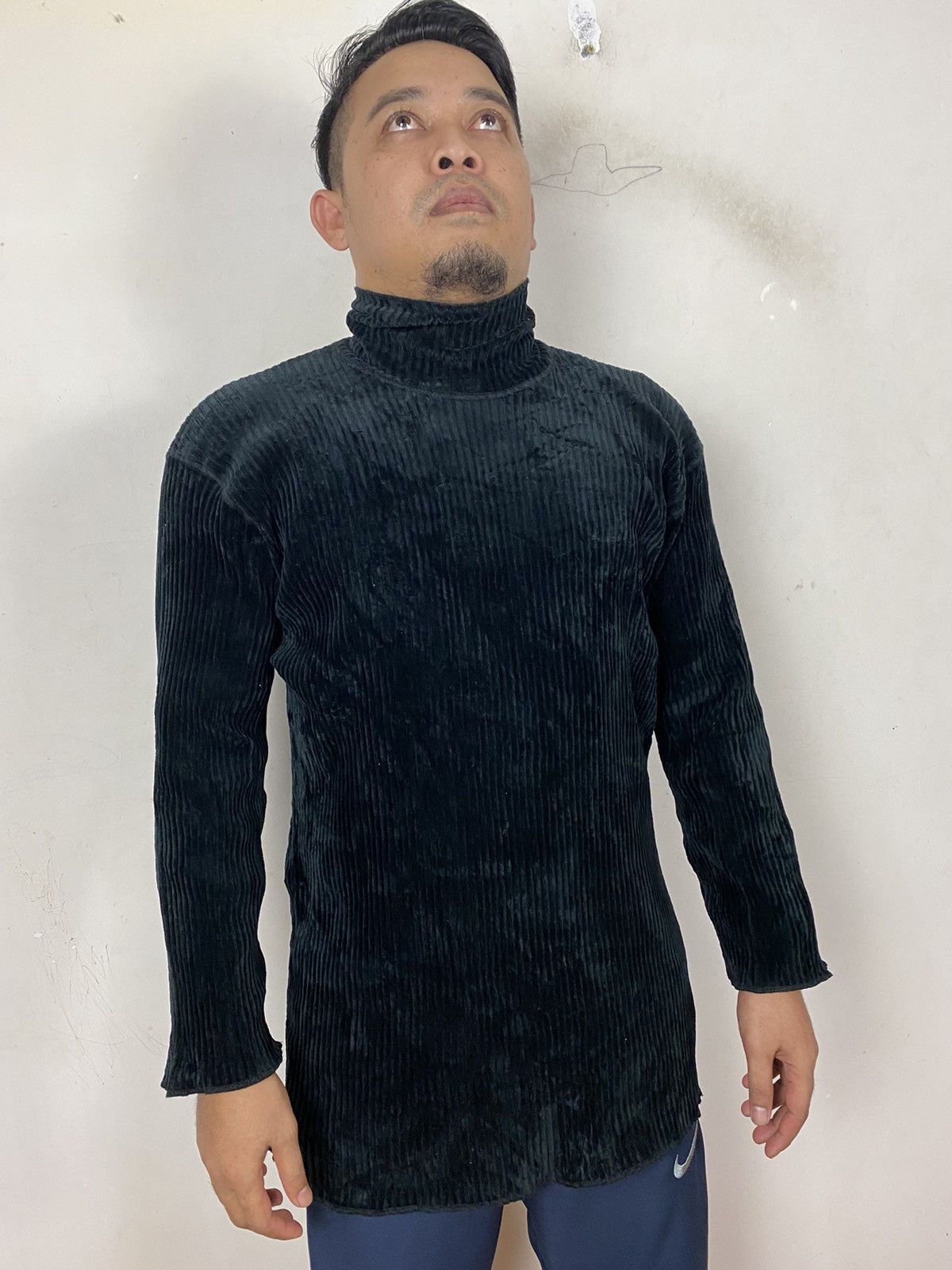 Designer × Jean Paul Gaultier Jean Paul Gaultier Femme Black Velour Turtleneck Top Size US M / EU 48-50 / 2 - 10 Thumbnail