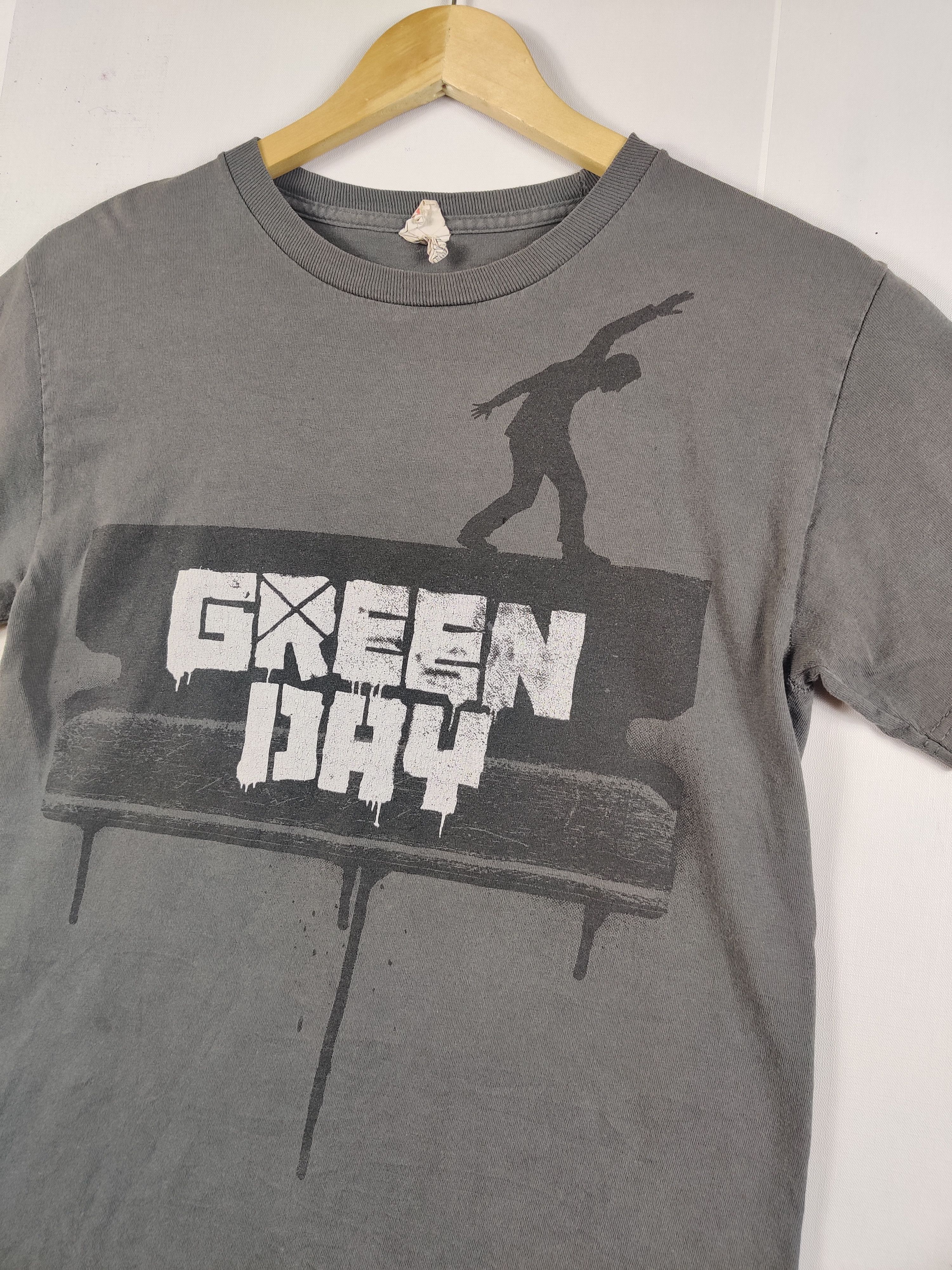 Band Tees Vintage Green Day Band Tee Tshirt Size US S / EU 44-46 / 1 - 3 Thumbnail