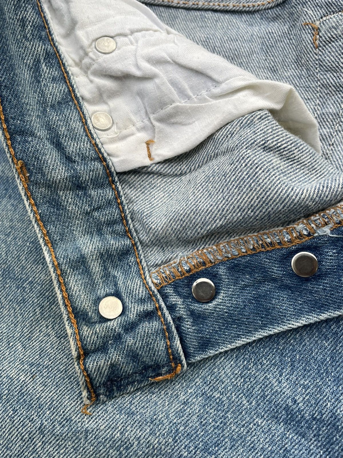 Le Grande Bleu (L.G.B.) × Levi's × Vintage Vintage Levis 501XX 1992 USA Aging Faded Wash Size US 31 - 14 Thumbnail